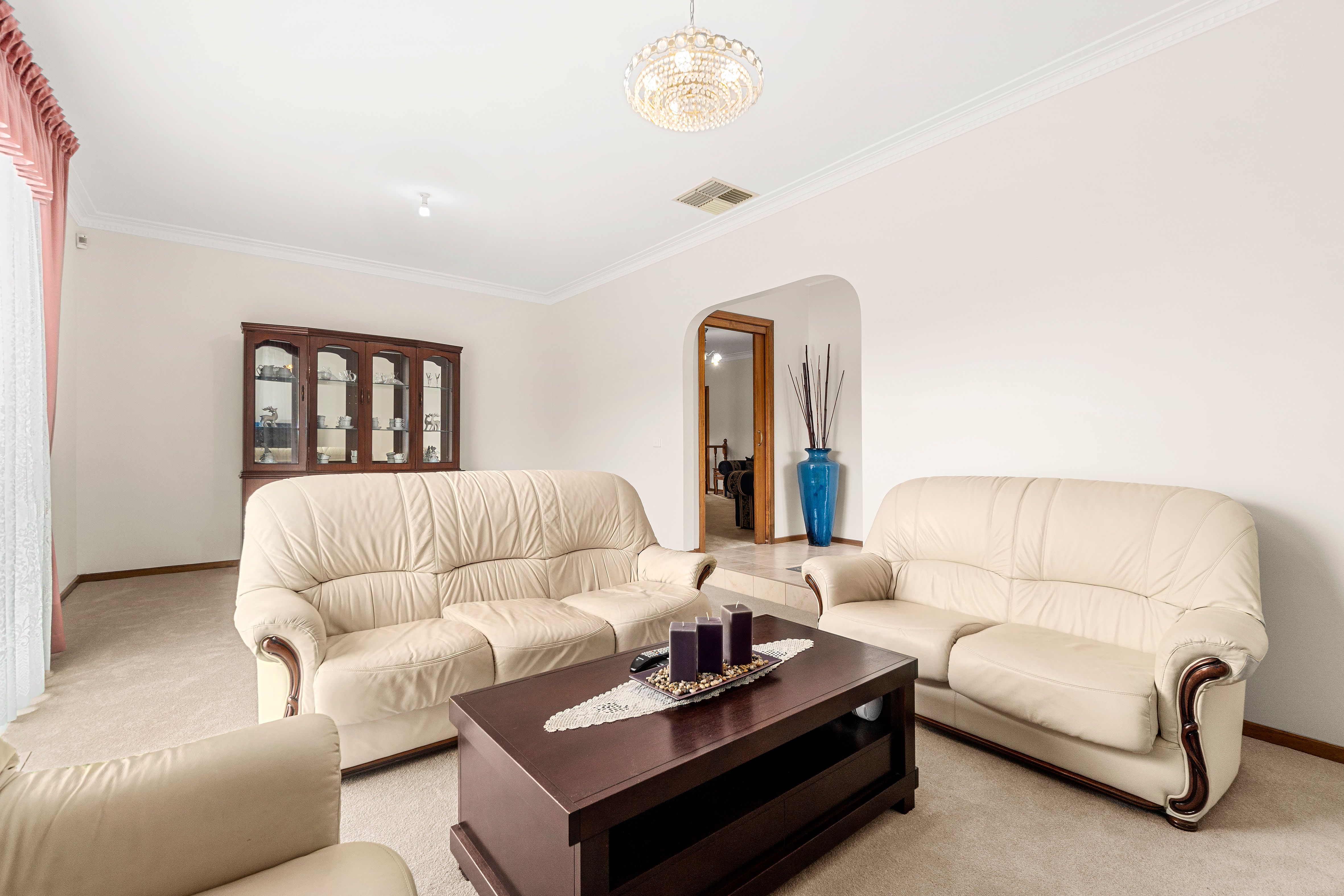 7 Woodside Drive, Rowville, VIC 3178