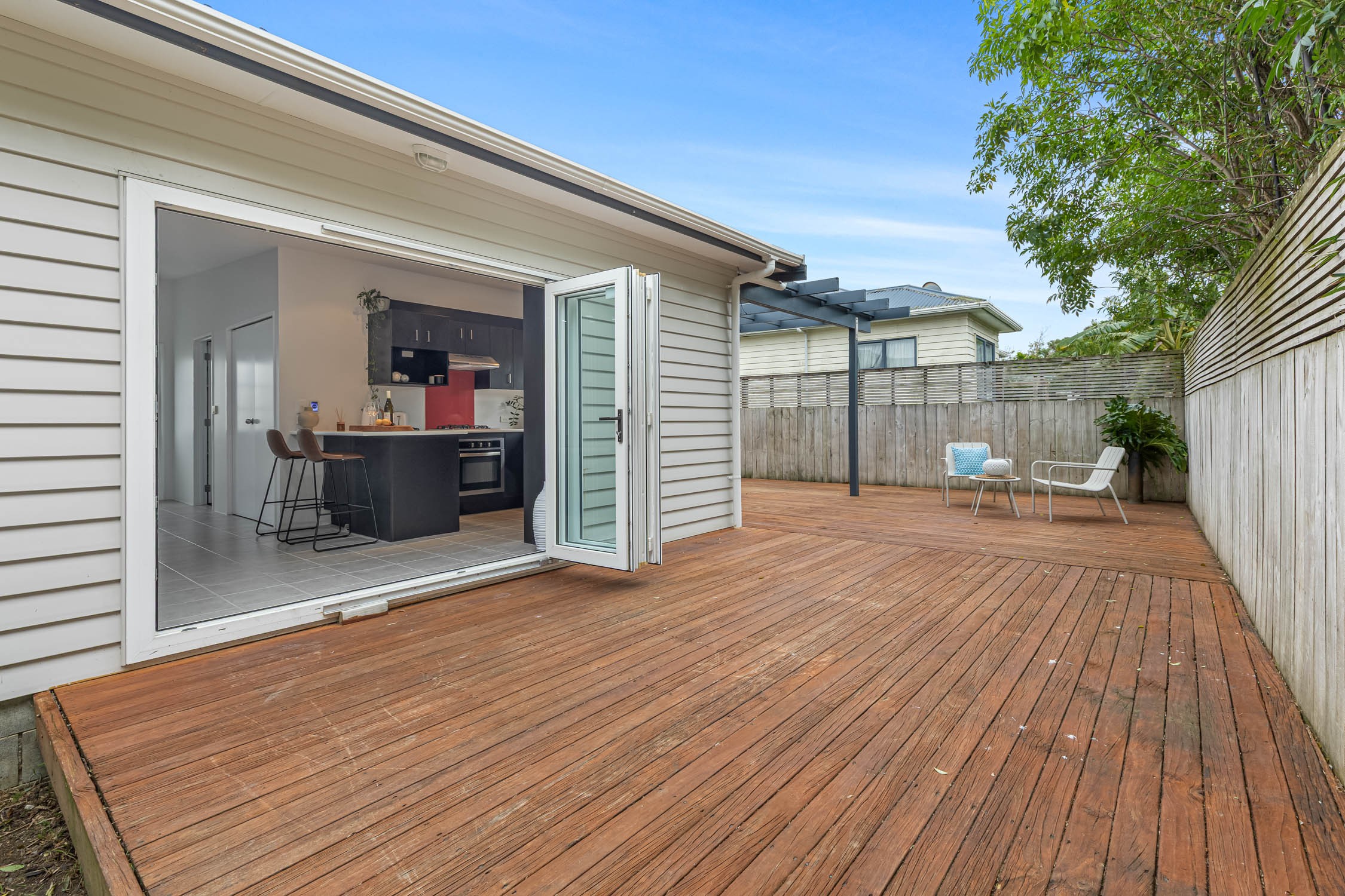 21A Hindmarsh Street, Henderson, Waitakere City