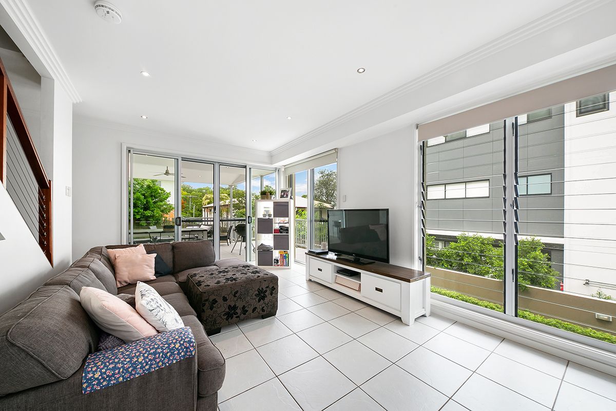 4/106 Carmody Road, St Lucia, QLD 4067
