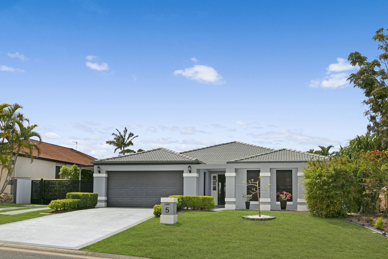 5 Orpington Court, Arundel QLD 4214