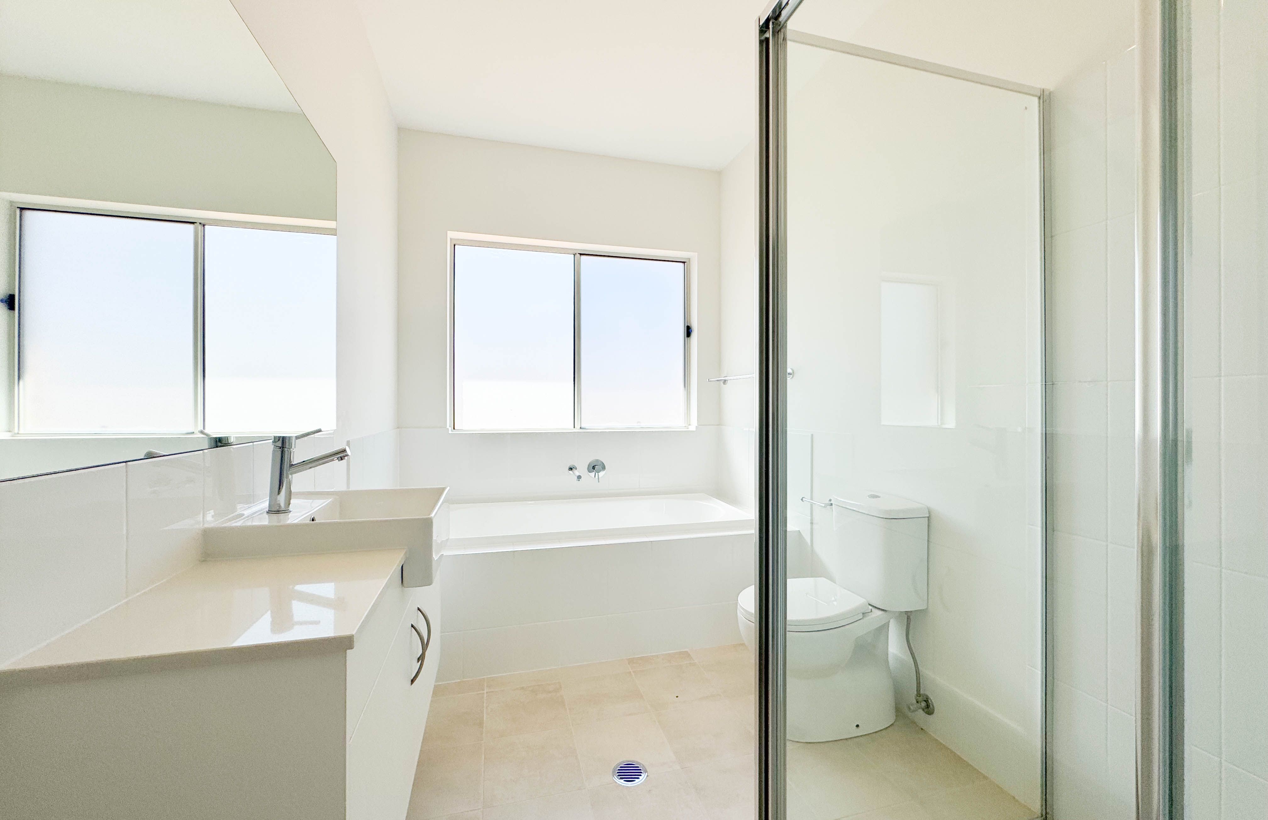 19 Rosewood Avenue — photo 10 of 12