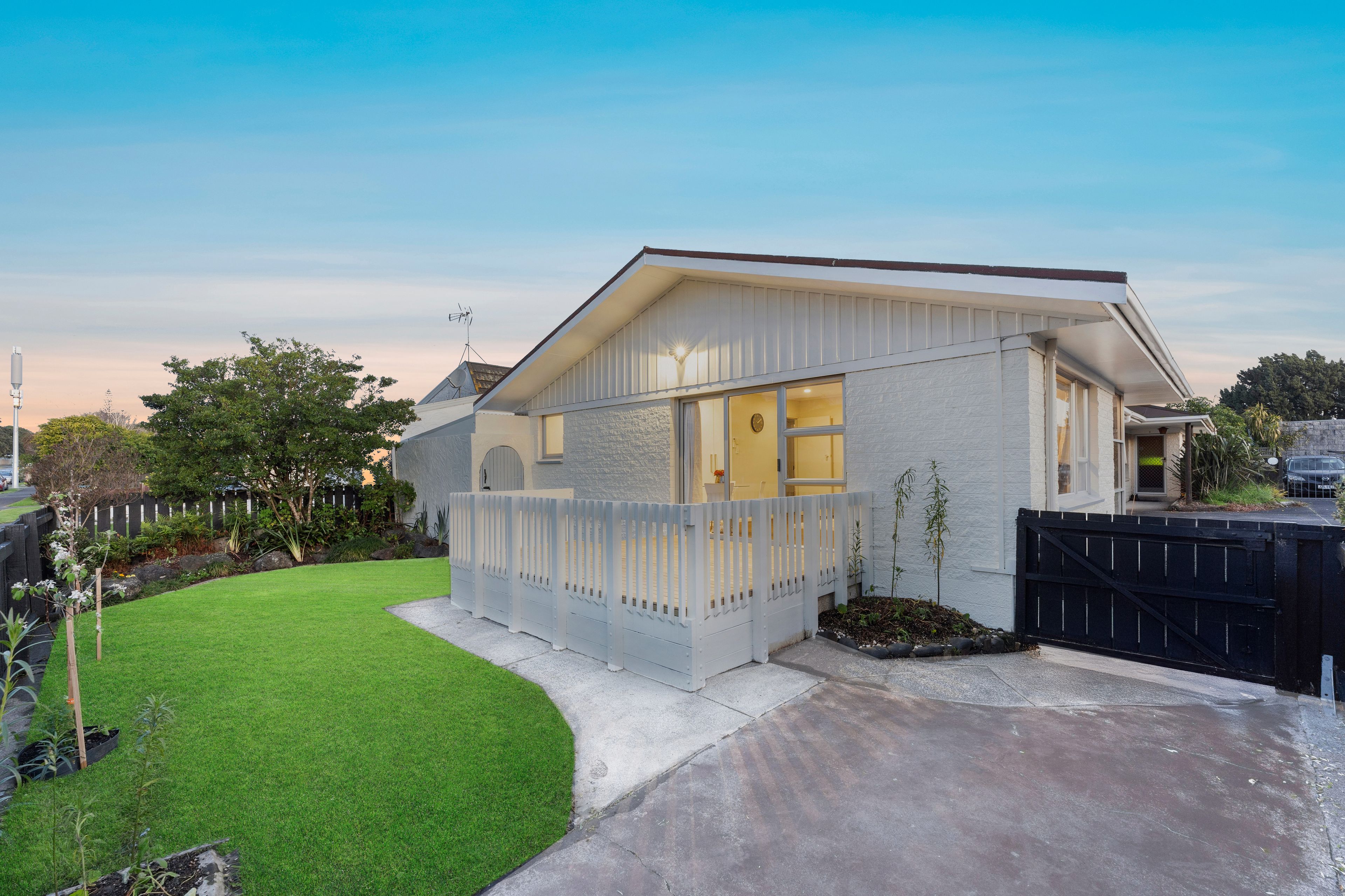 1/18 Waimai Avenue, Weymouth, Manukau City