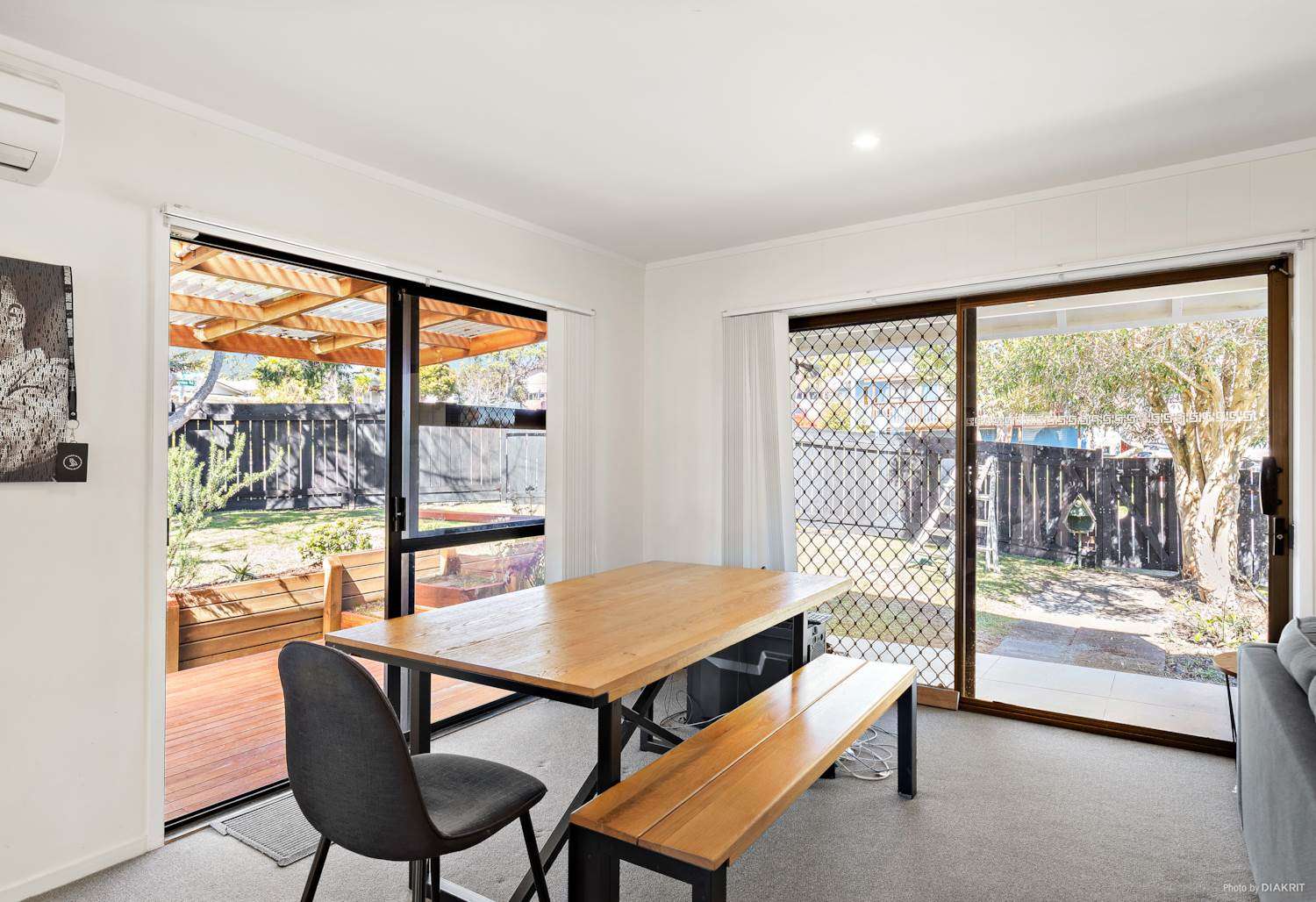 2/1 Simon Ellice Drive photo 9