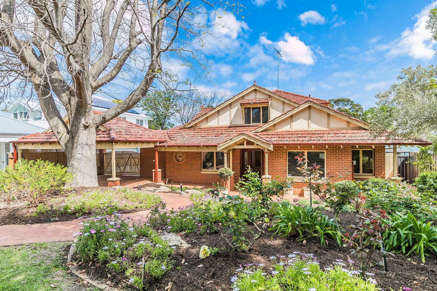 11 Colin Street, Dalkeith, WA 6009