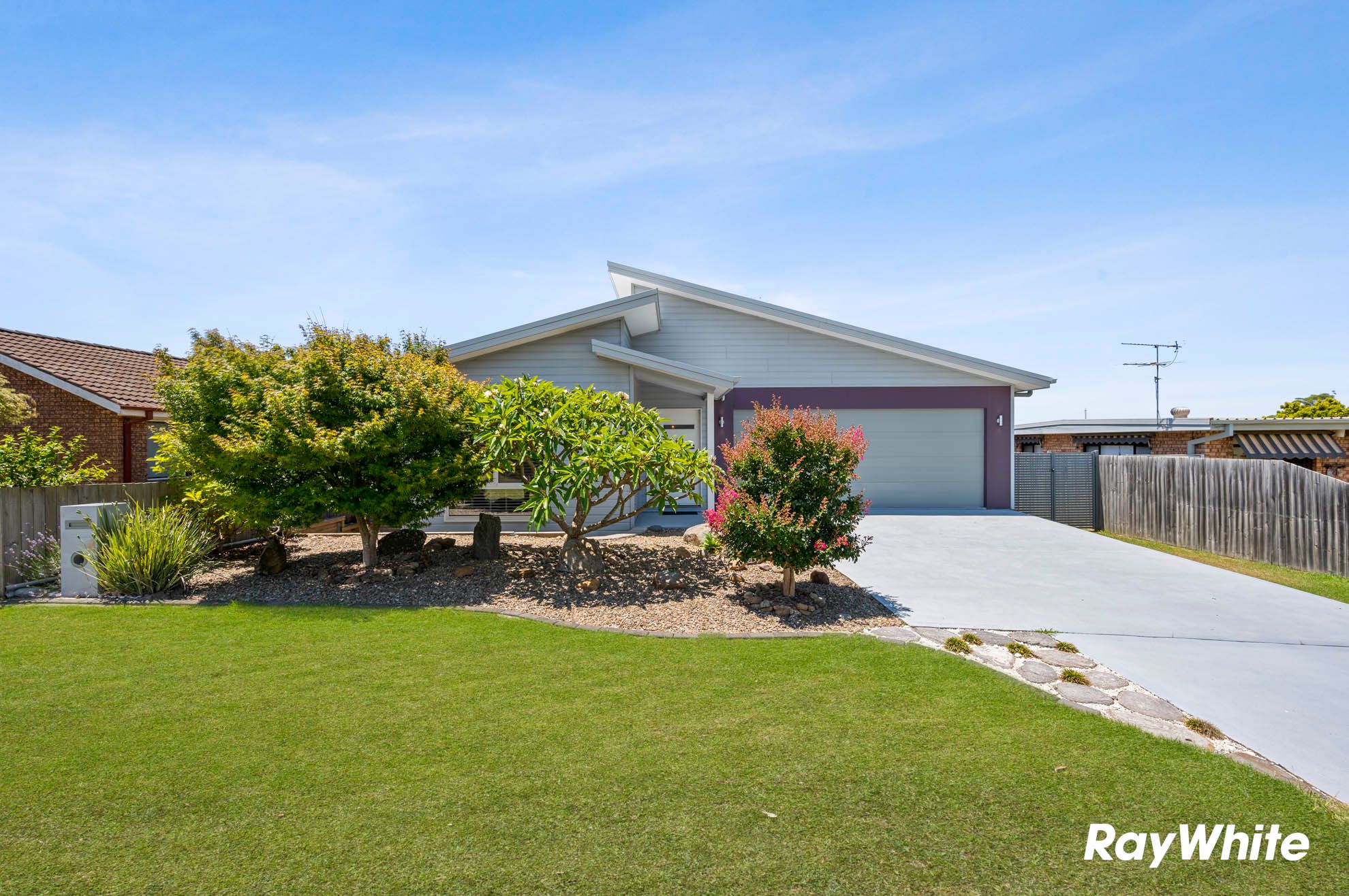 4 Manly Street, Tuross Head, NSW 2537