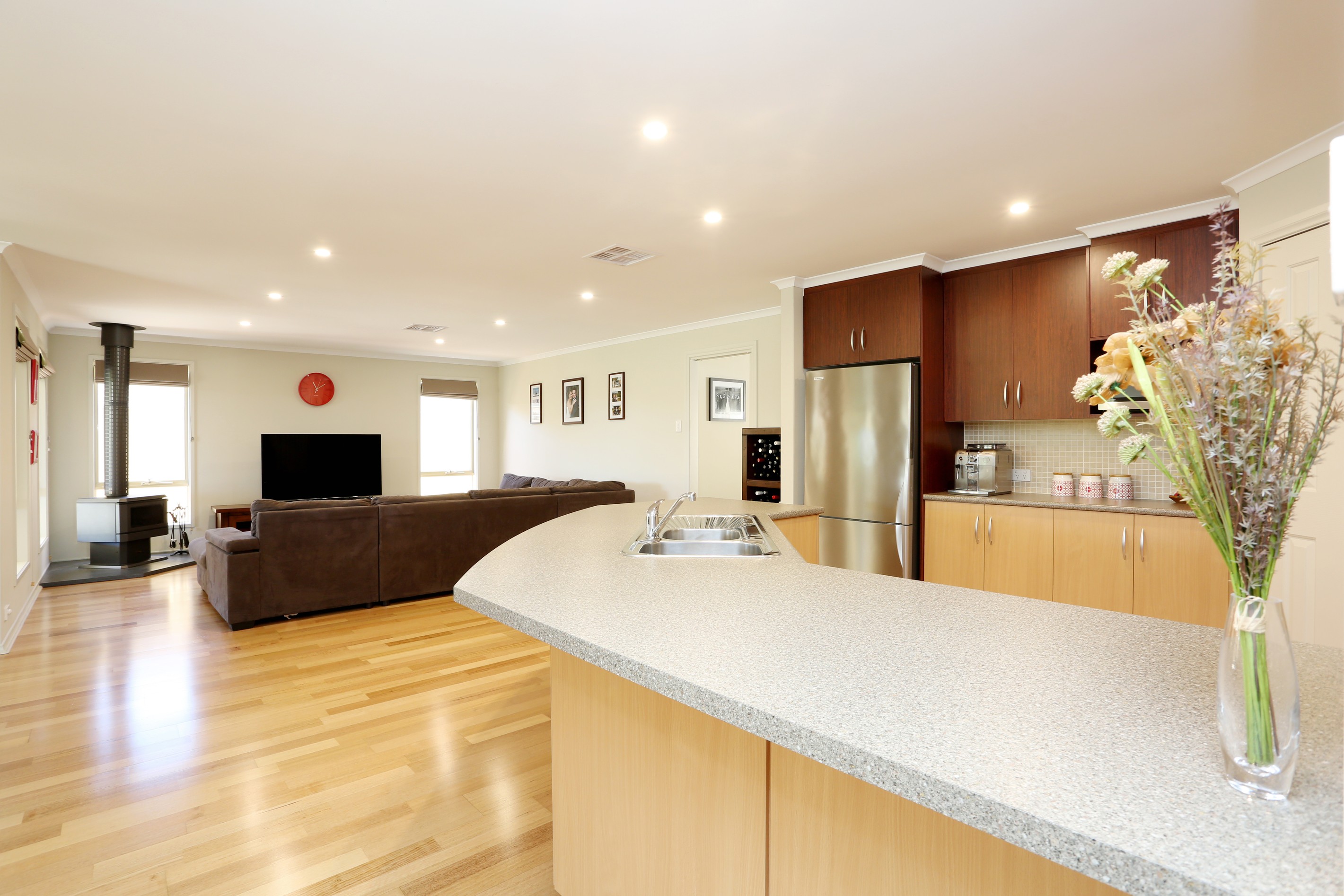 8 Bindarrah Lane, Clare, SA 5453