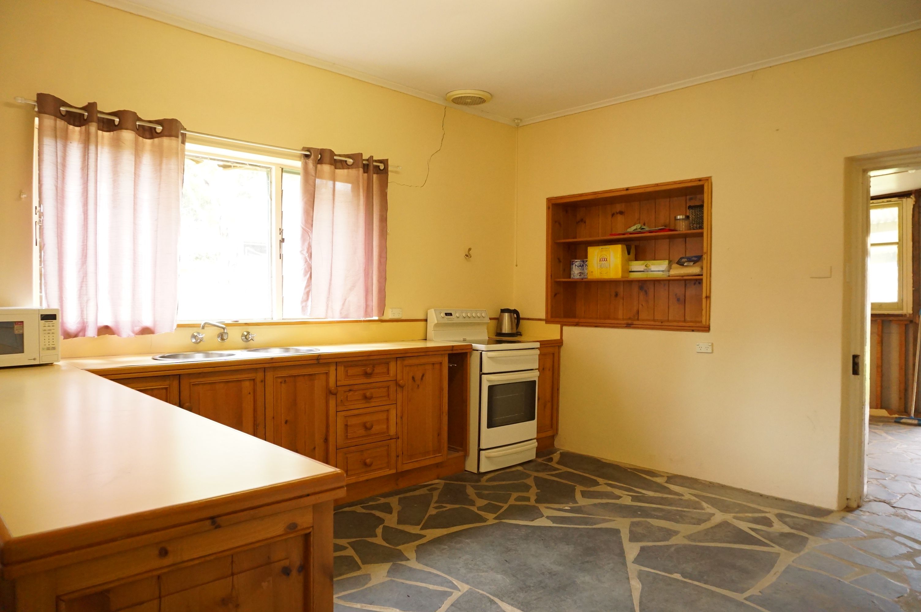 34 Main North Road, Clare, SA 5453