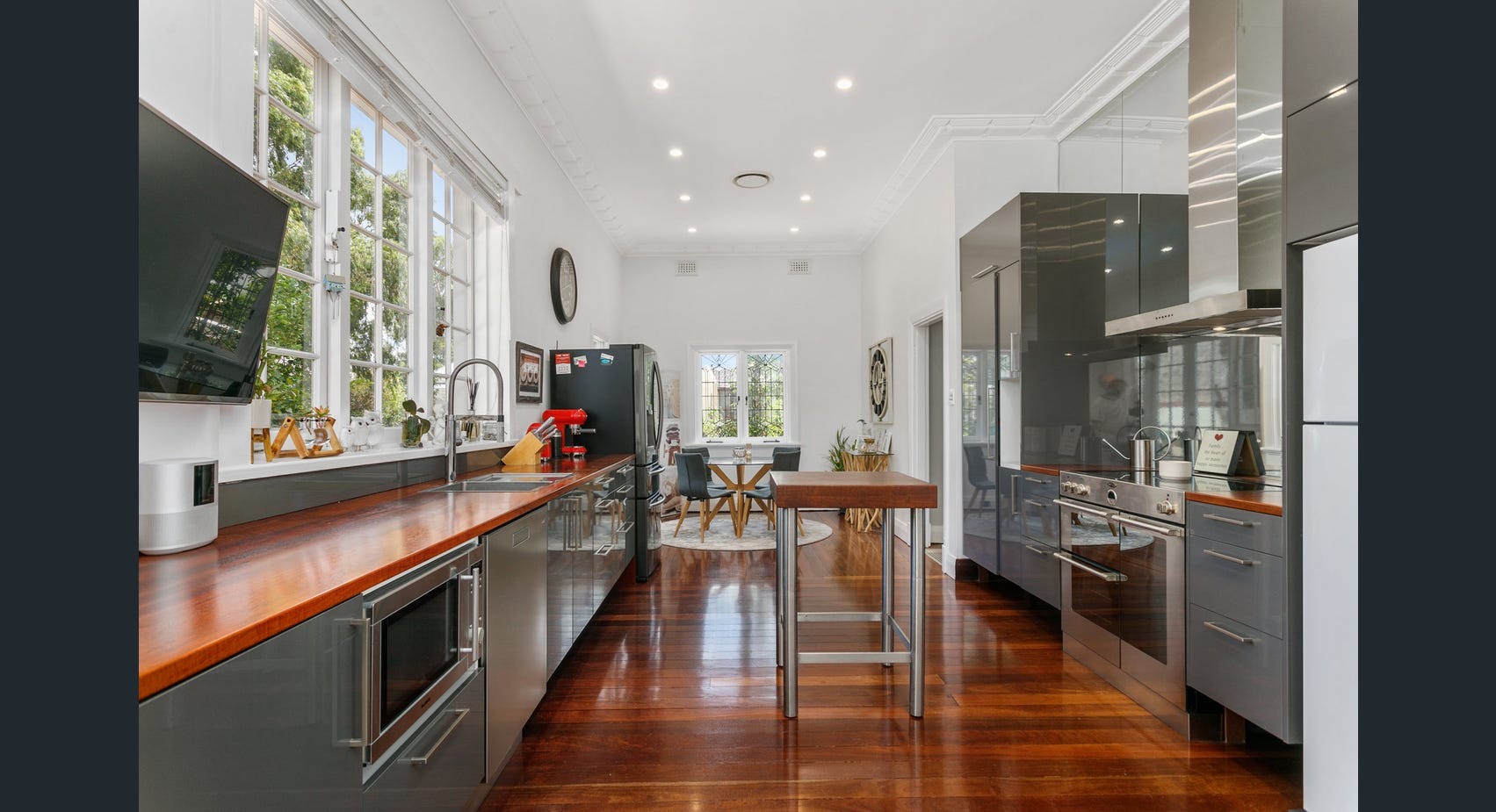 2 Kingsway, Nedlands, WA 6009