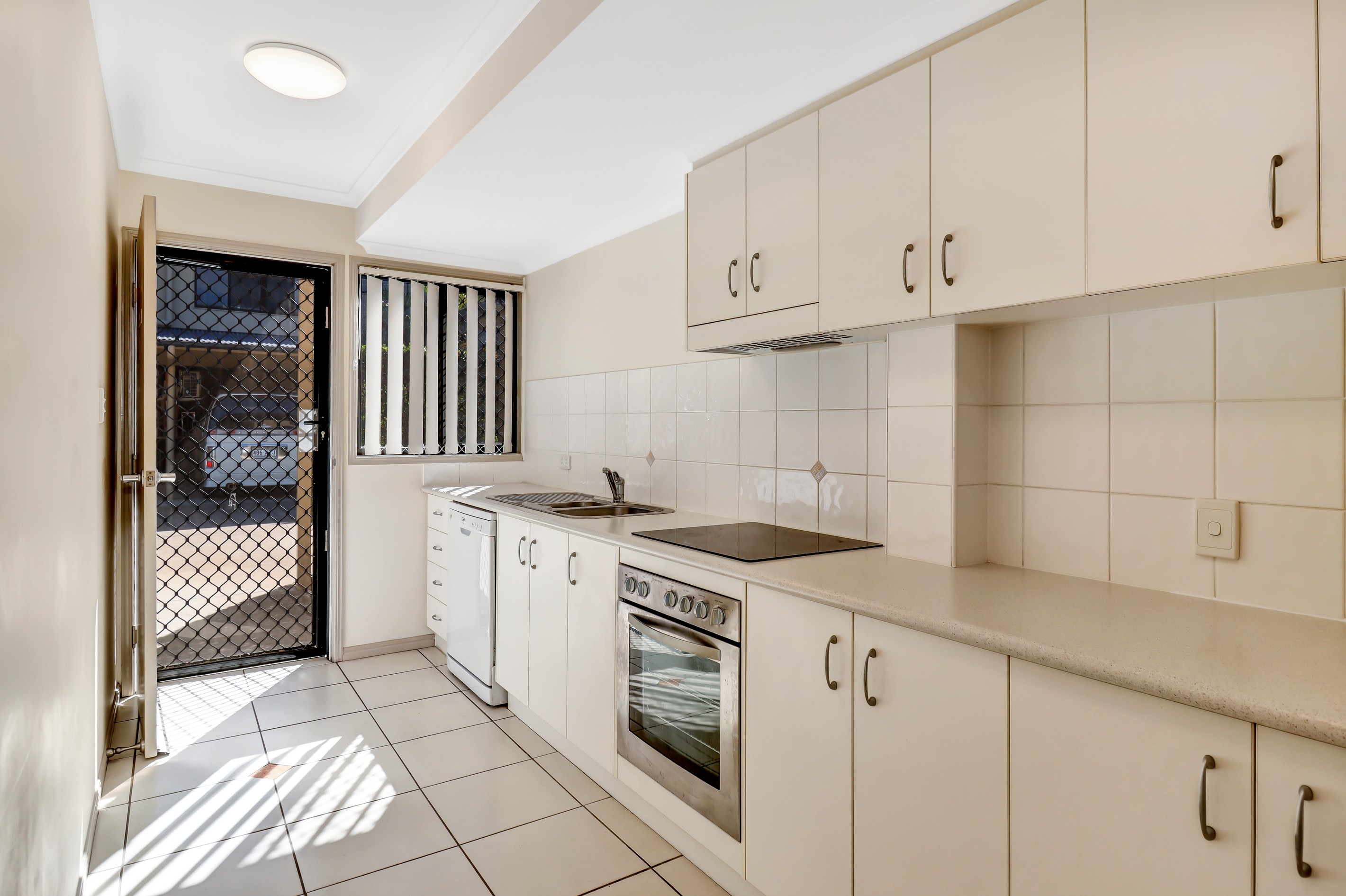 4/56-58 Main Street, Pialba, QLD 4655