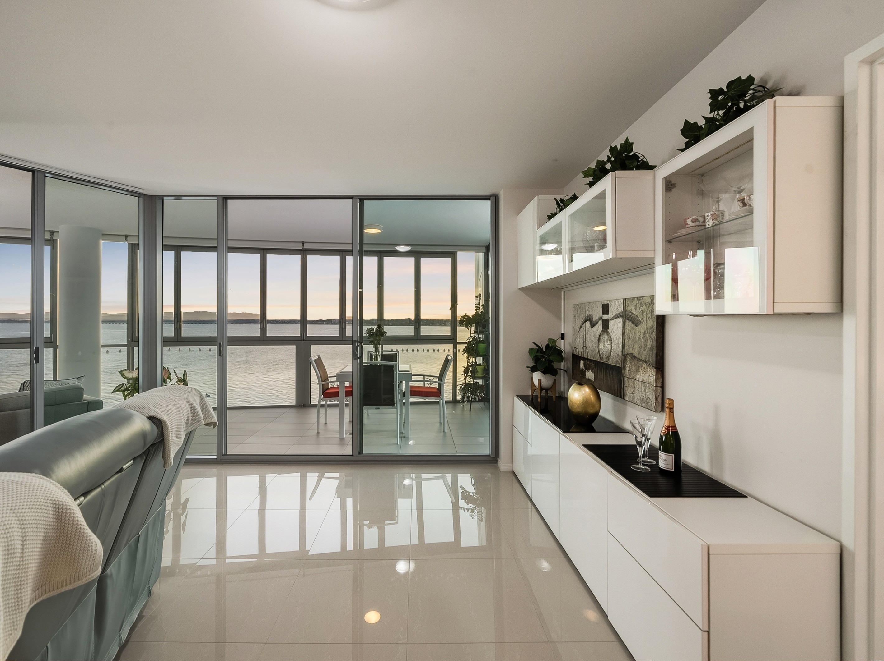 501/14 Oxley Avenue, Woody Point, QLD 4019
