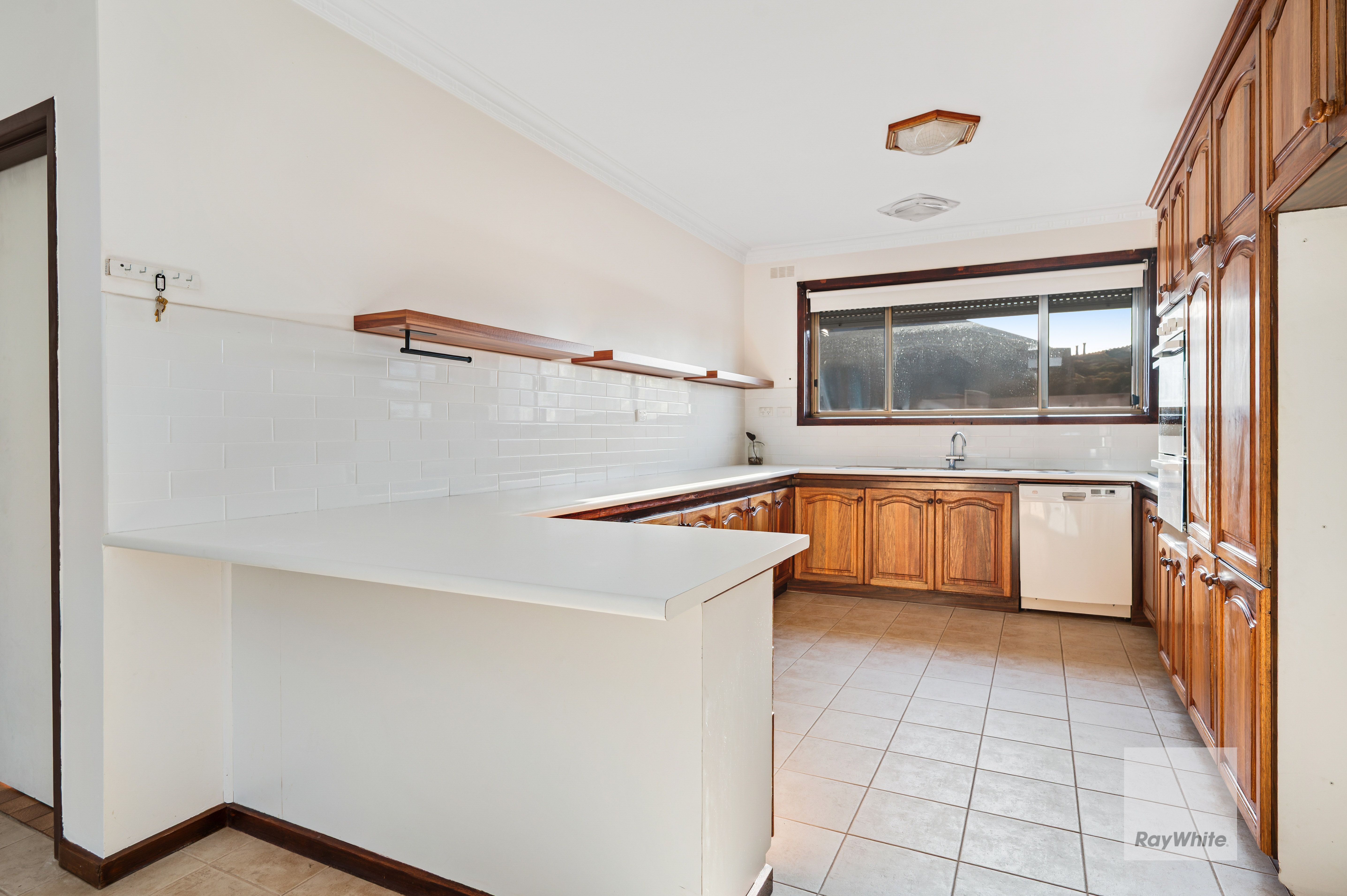 27 Grantley Drive — photo 7 of 23