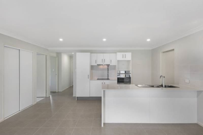 1A Cross Street, Raceview, QLD 4305