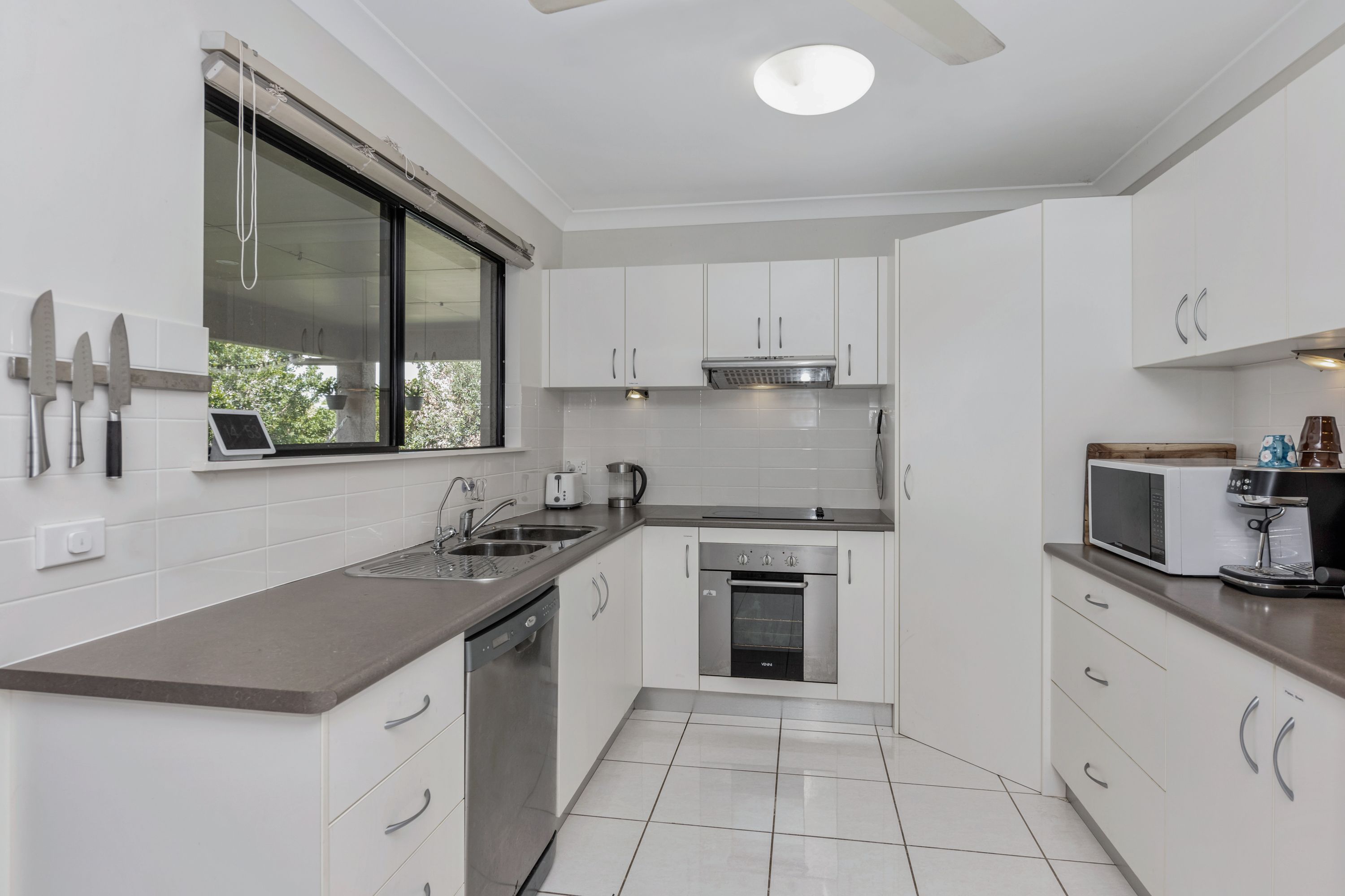 15 Rushtons Way, Mount Louisa, QLD 4814