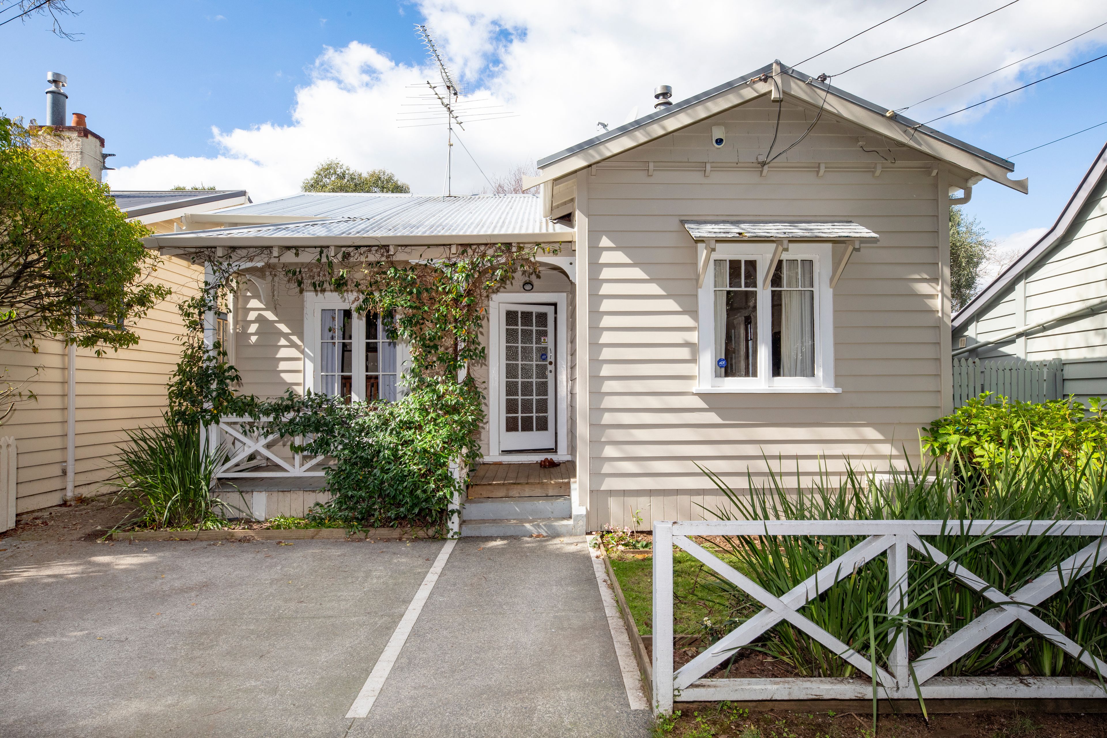 11 Cardwell Street, Onehunga, Auckland City 1061 Sold House Ray