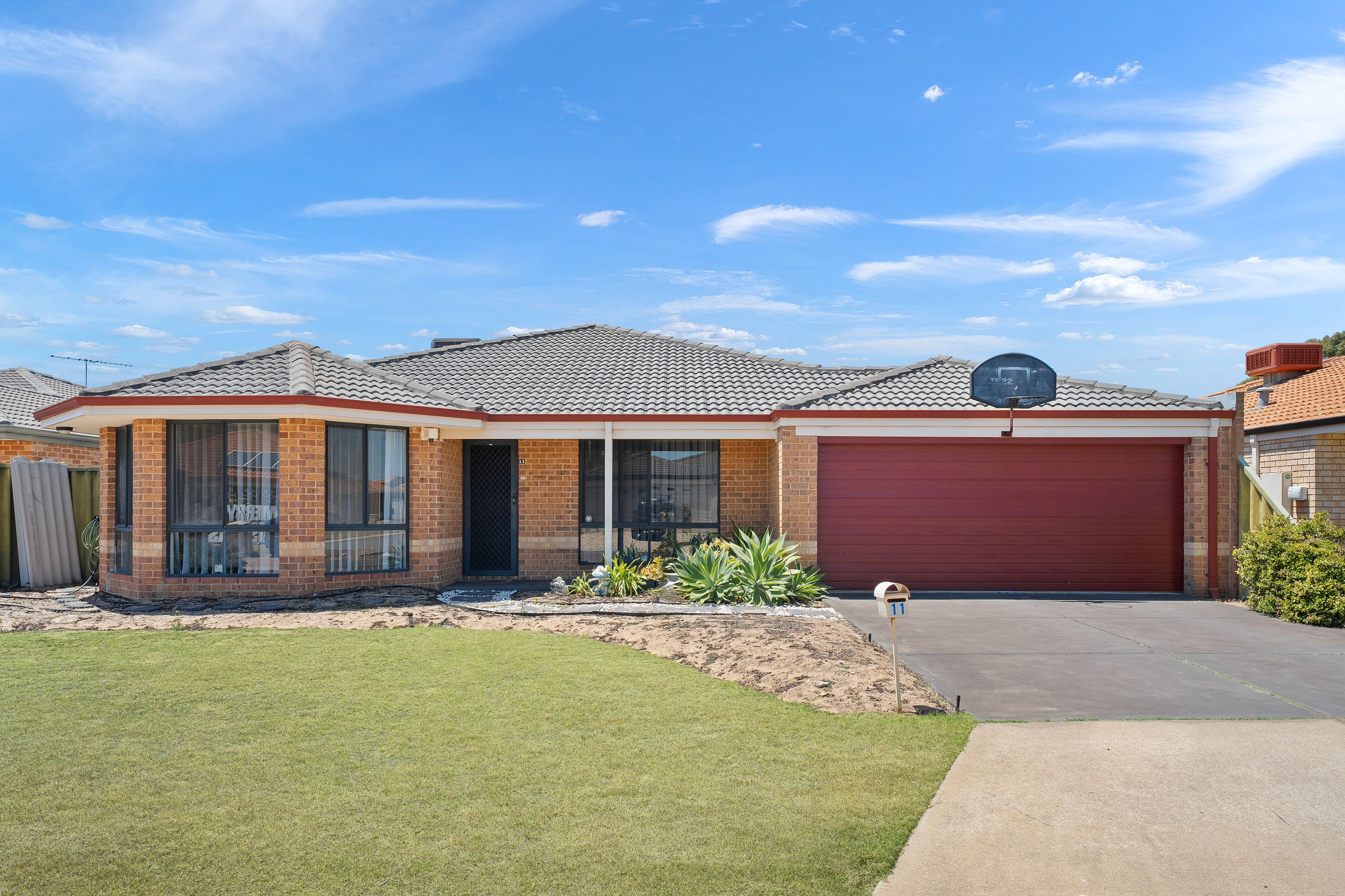 11 Carmana Lane, Warnbro WA 6169