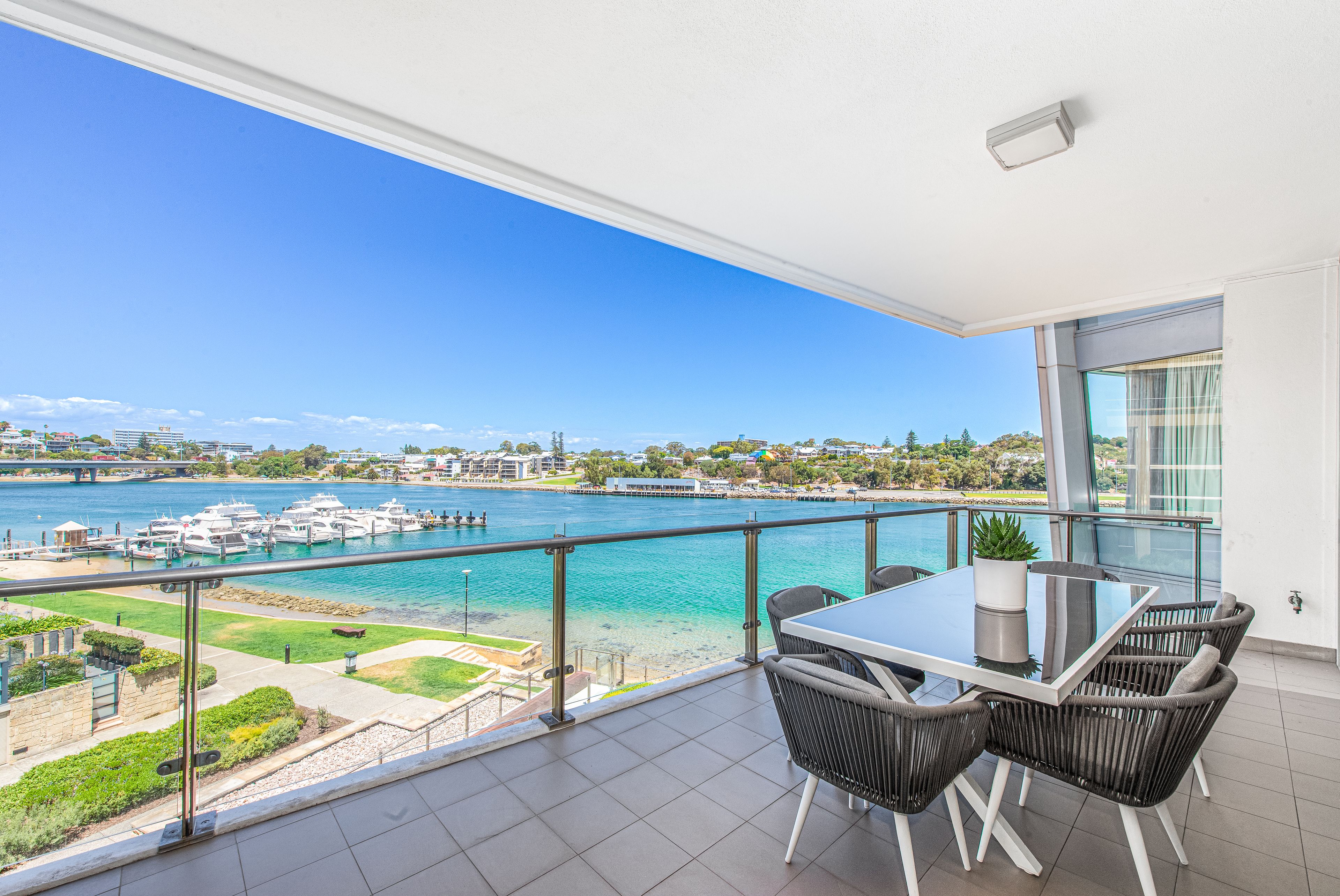 20/2 Doepel Street, North Fremantle, WA 6159