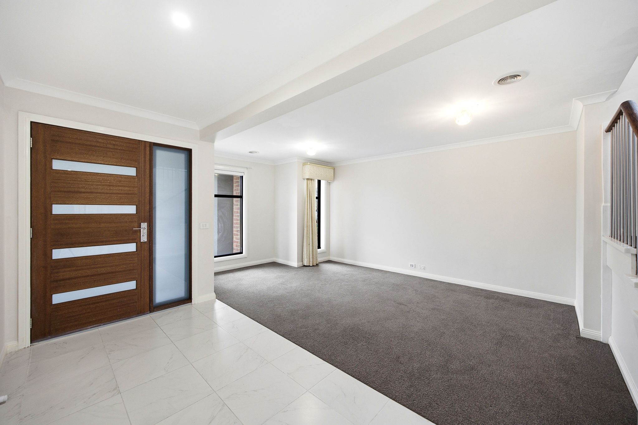 6 Springside Drive, Cranbourne West, VIC 3977