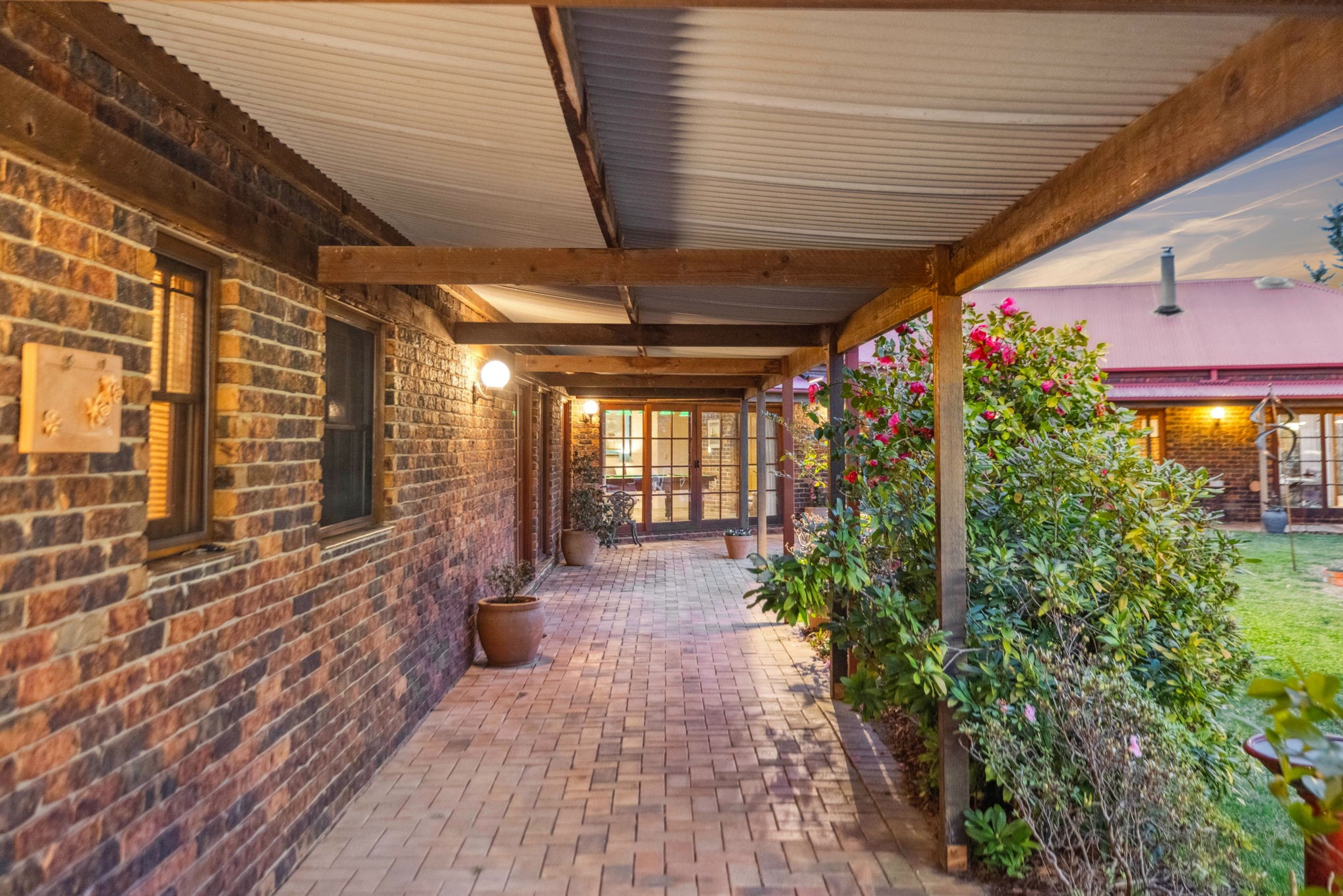 "The Farm" 54 Tallawong Close, Wallaroo, NSW 2618