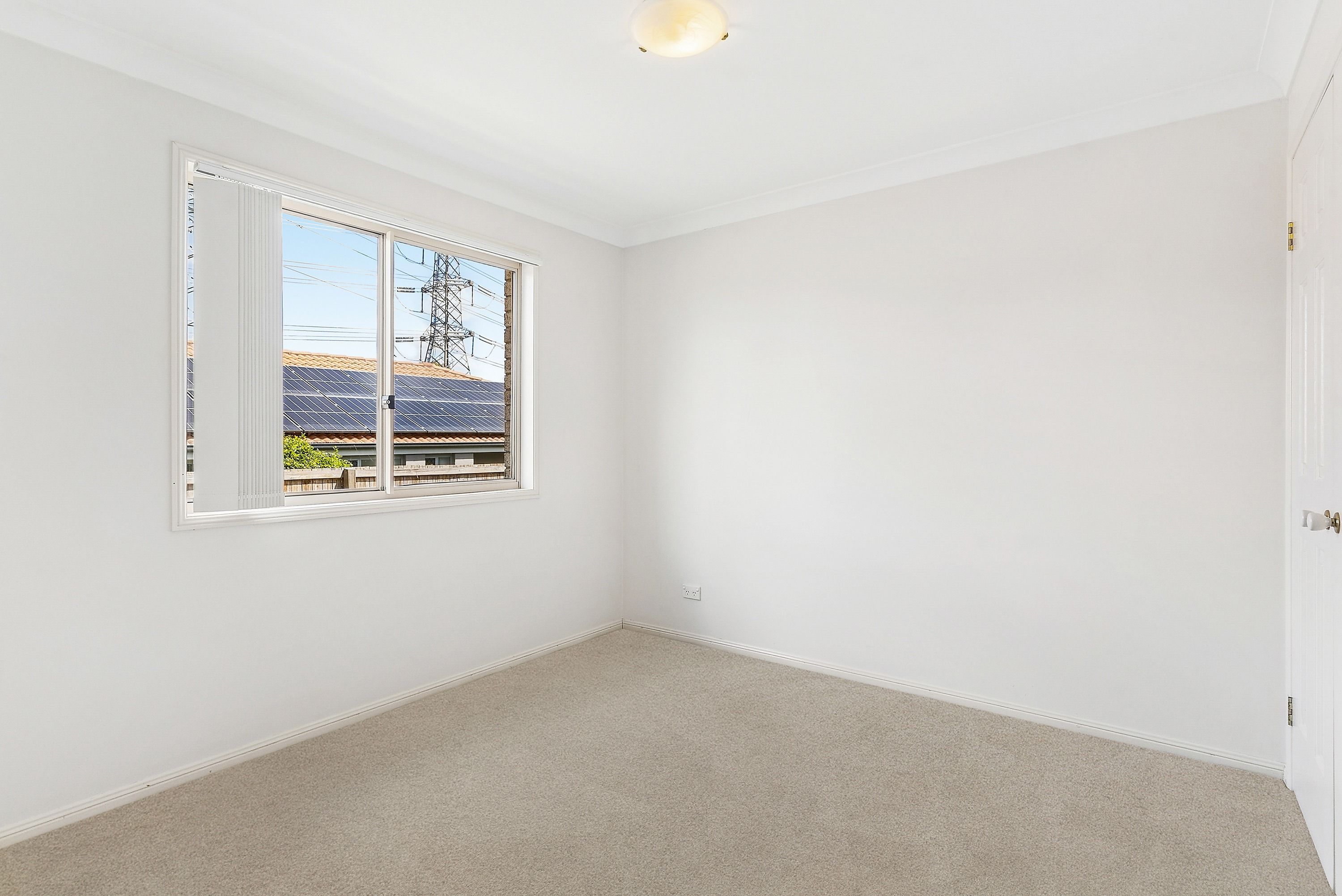 23 Chapman Place — photo 7 of 13