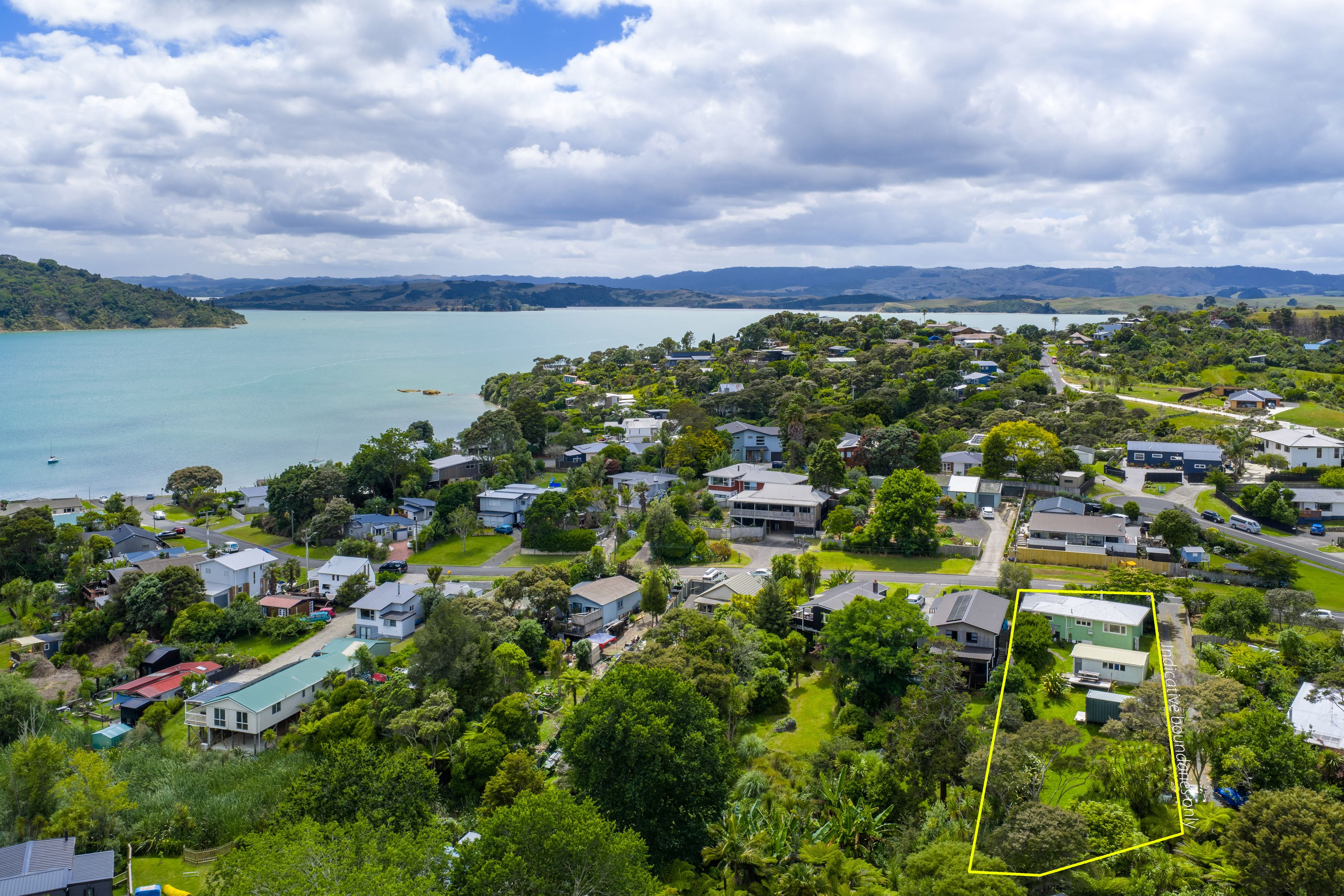 24 Lorenzen Bay Road, Raglan, Waikato District