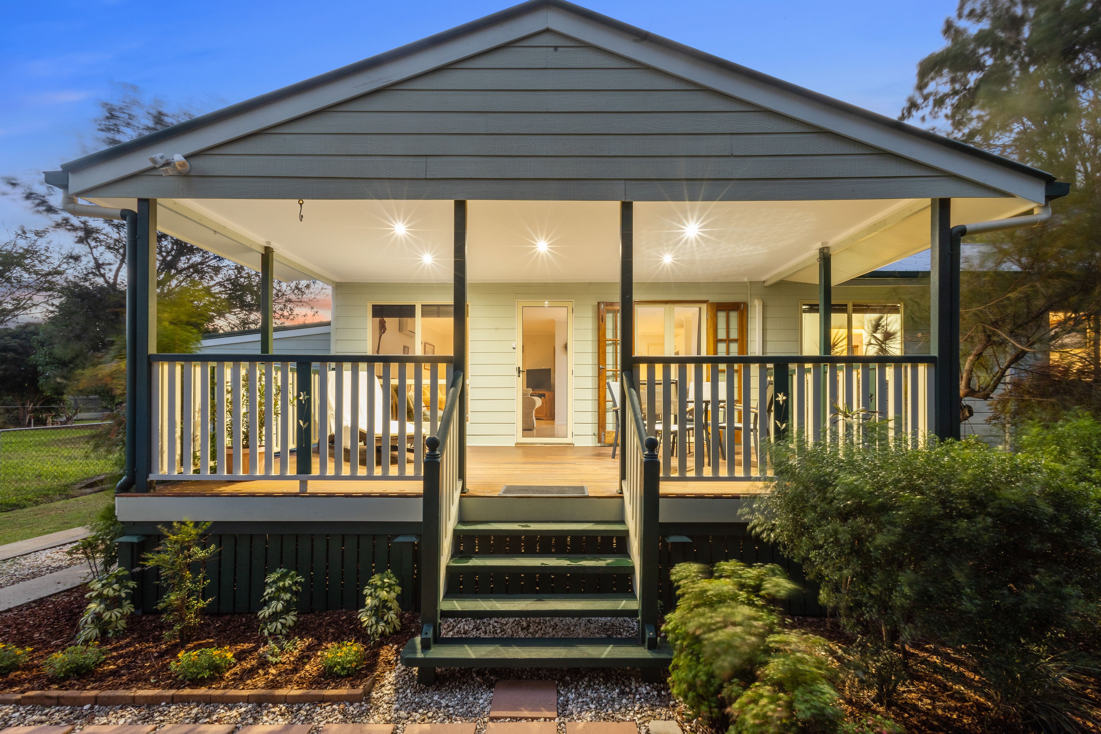 100 Mcconaghy Street, Mitchelton, QLD 4053
