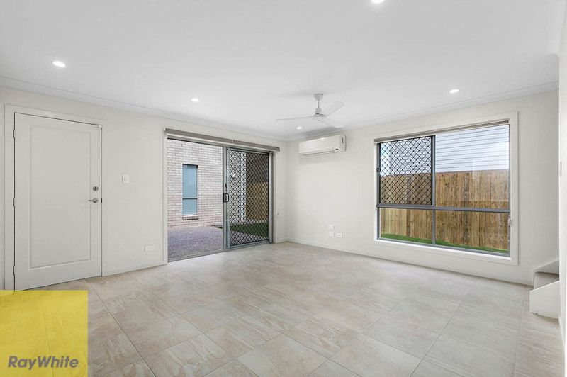 8 Greenhill Street, Redbank Plains, QLD 4301