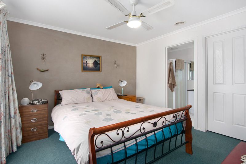 22 Ebony Drive, Pakenham, VIC 3810