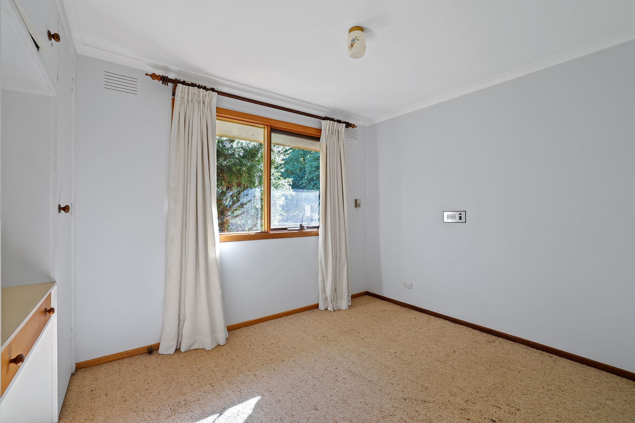 24-26 Waddell Road — photo 11 of 27