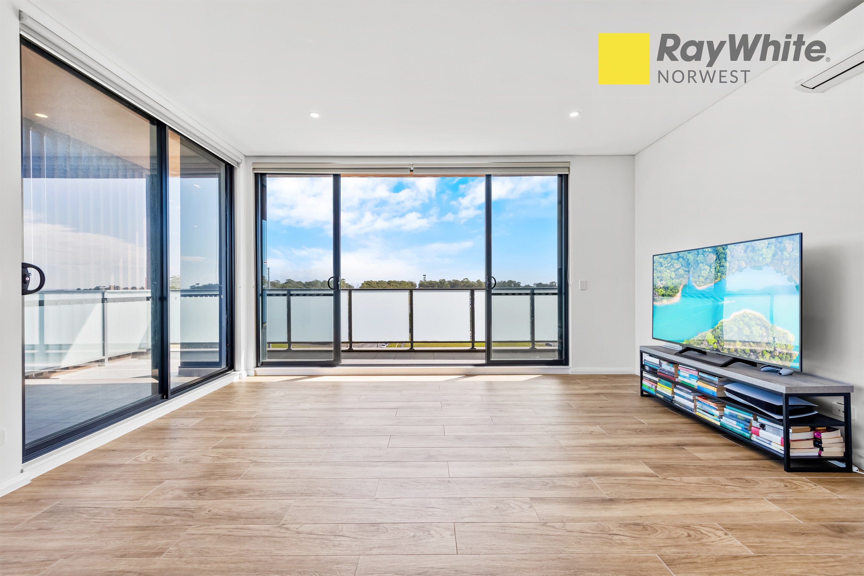 806/2 Hasluck Street, Rouse Hill, NSW 2155