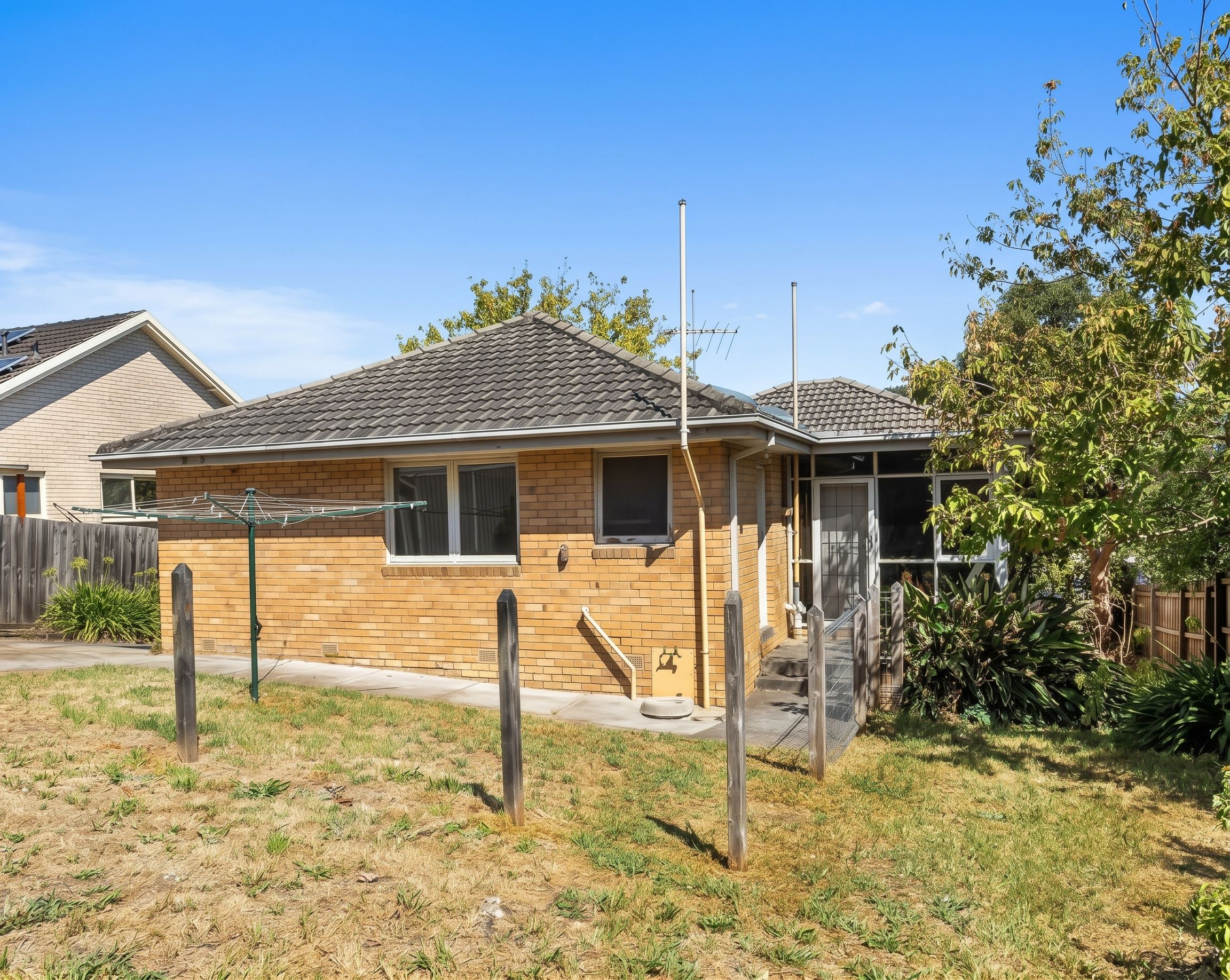 1 Stocks Road — photo 8 of 10