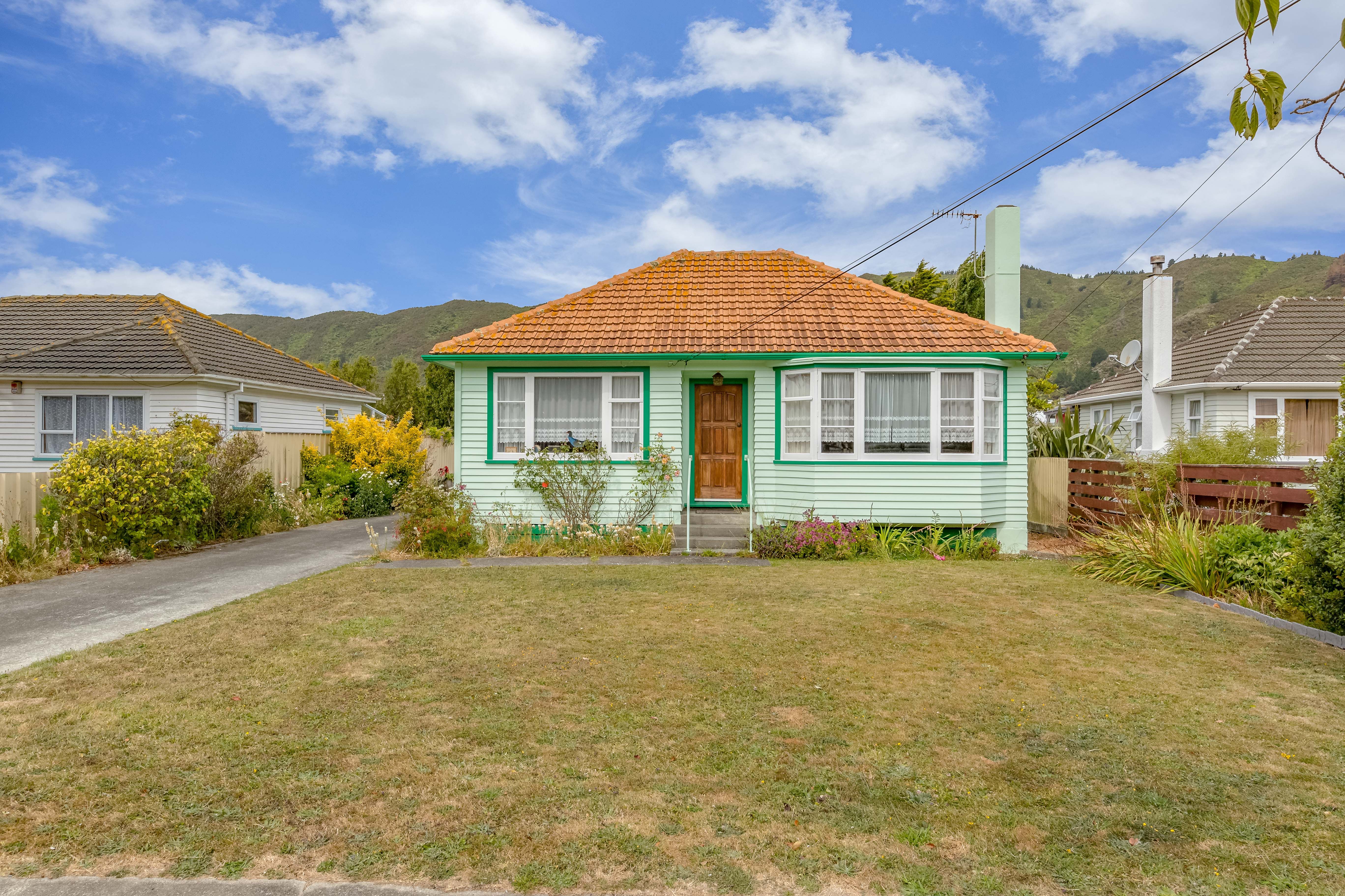 80 Wellington Road, Wainuiomata, Lower Hutt City