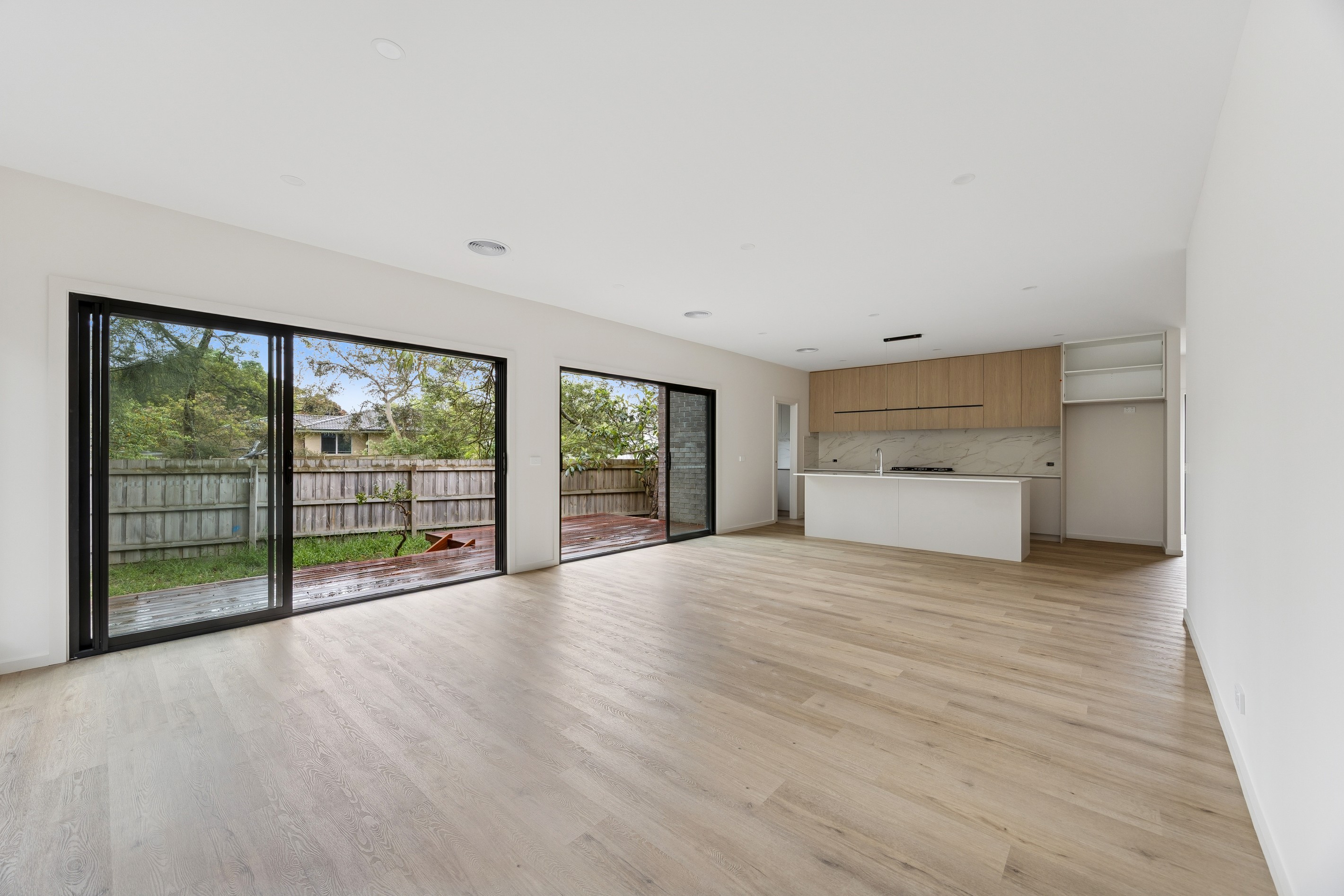 2/87 Esther Crescent, Mooroolbark, VIC 3138