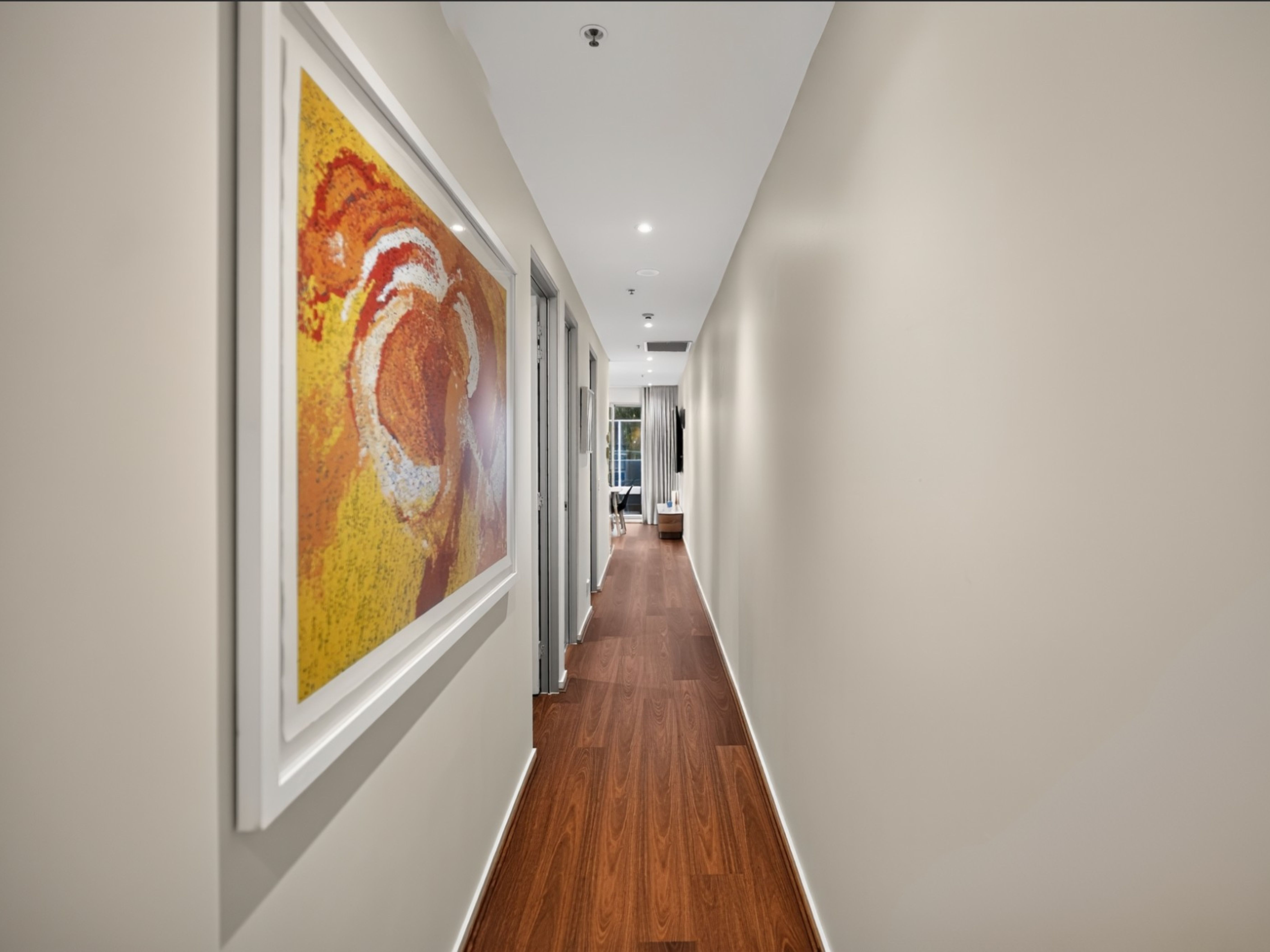 232/33 Warwick Street — photo 4 of 23