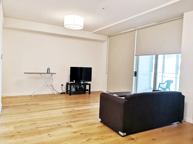 207/248 Coward Street — photo 4 of 10