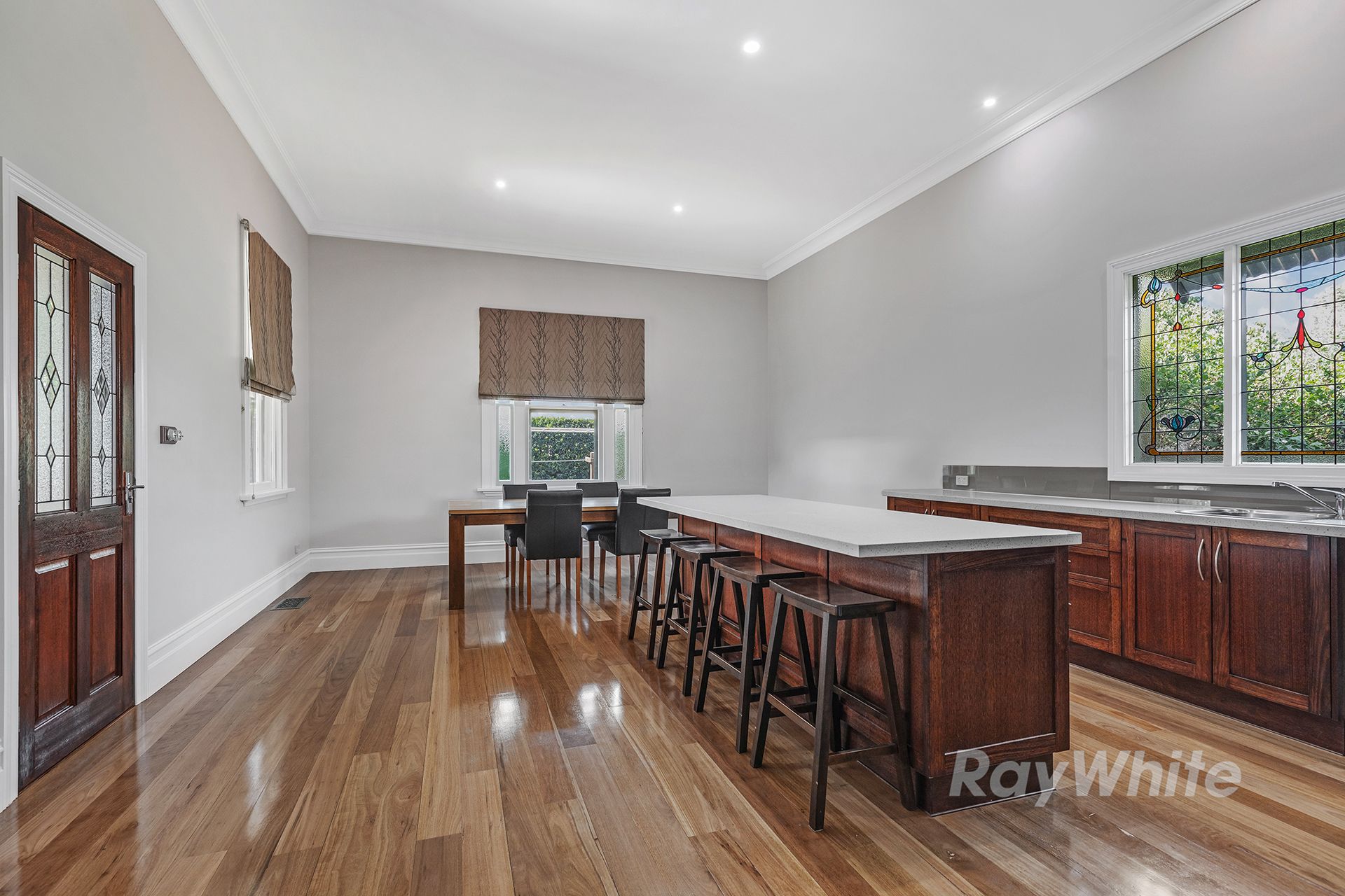32-34 McKenzie Street — photo 11 of 30
