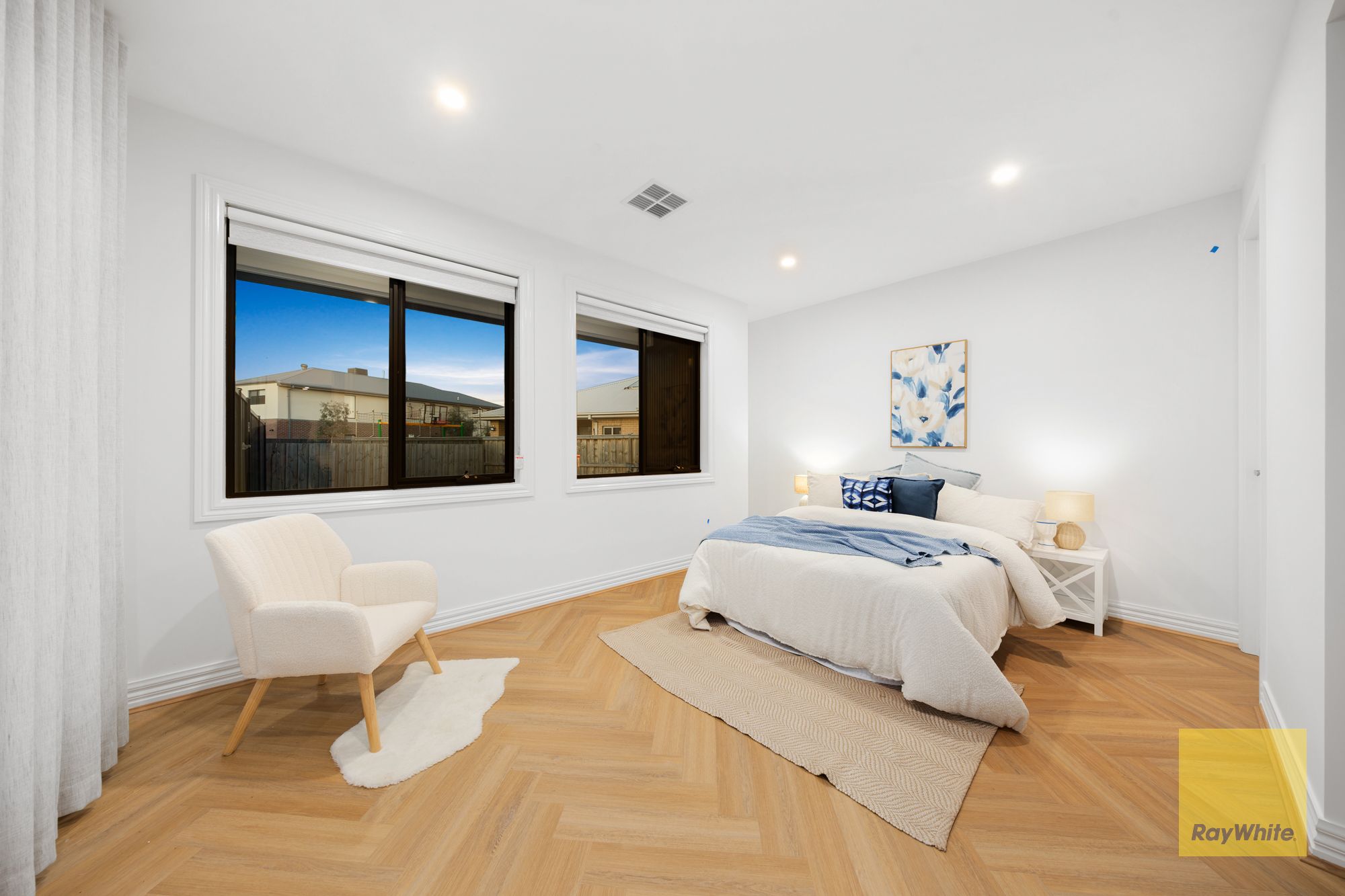 5 Lowland Crescent — photo 19 of 30