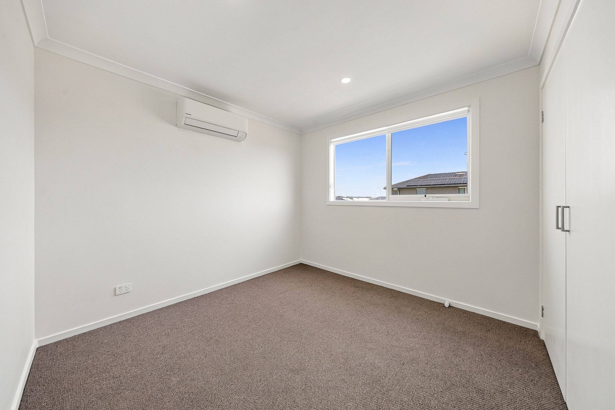24 Twynam Road — photo 16 of 26