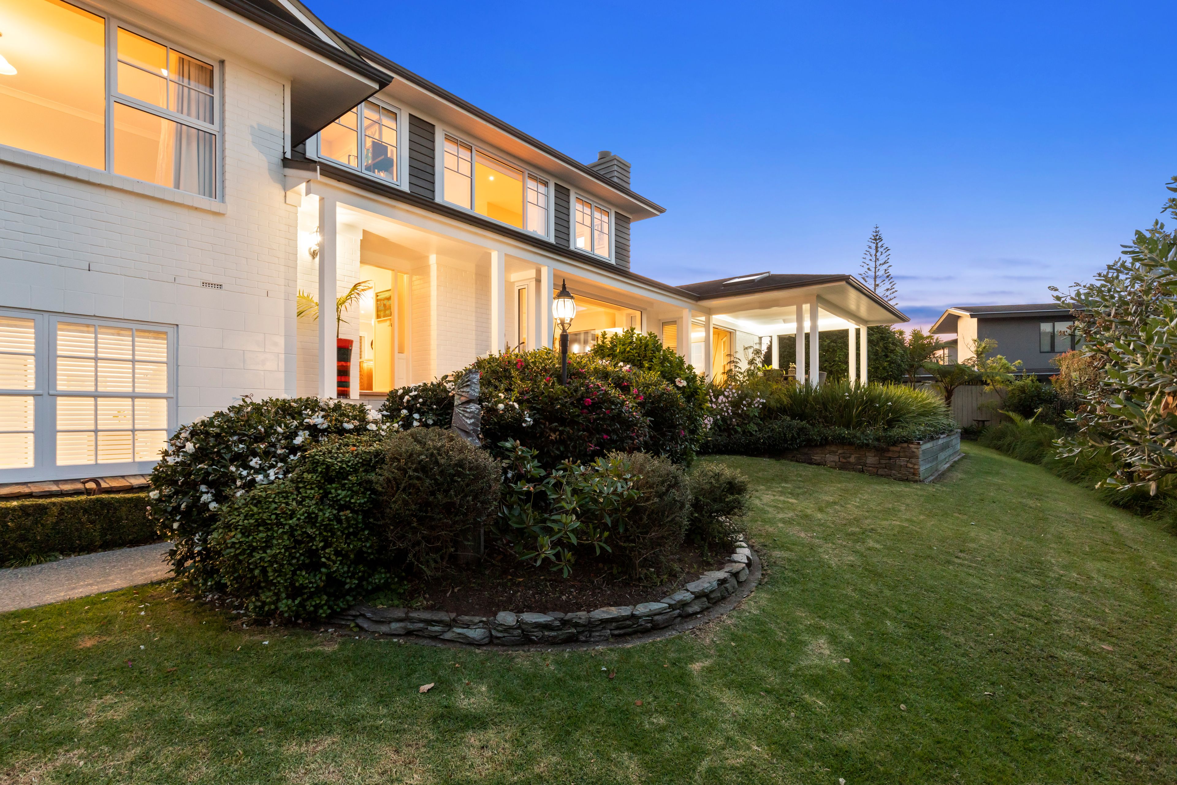 10 Page Point, Mellons Bay, Manukau City