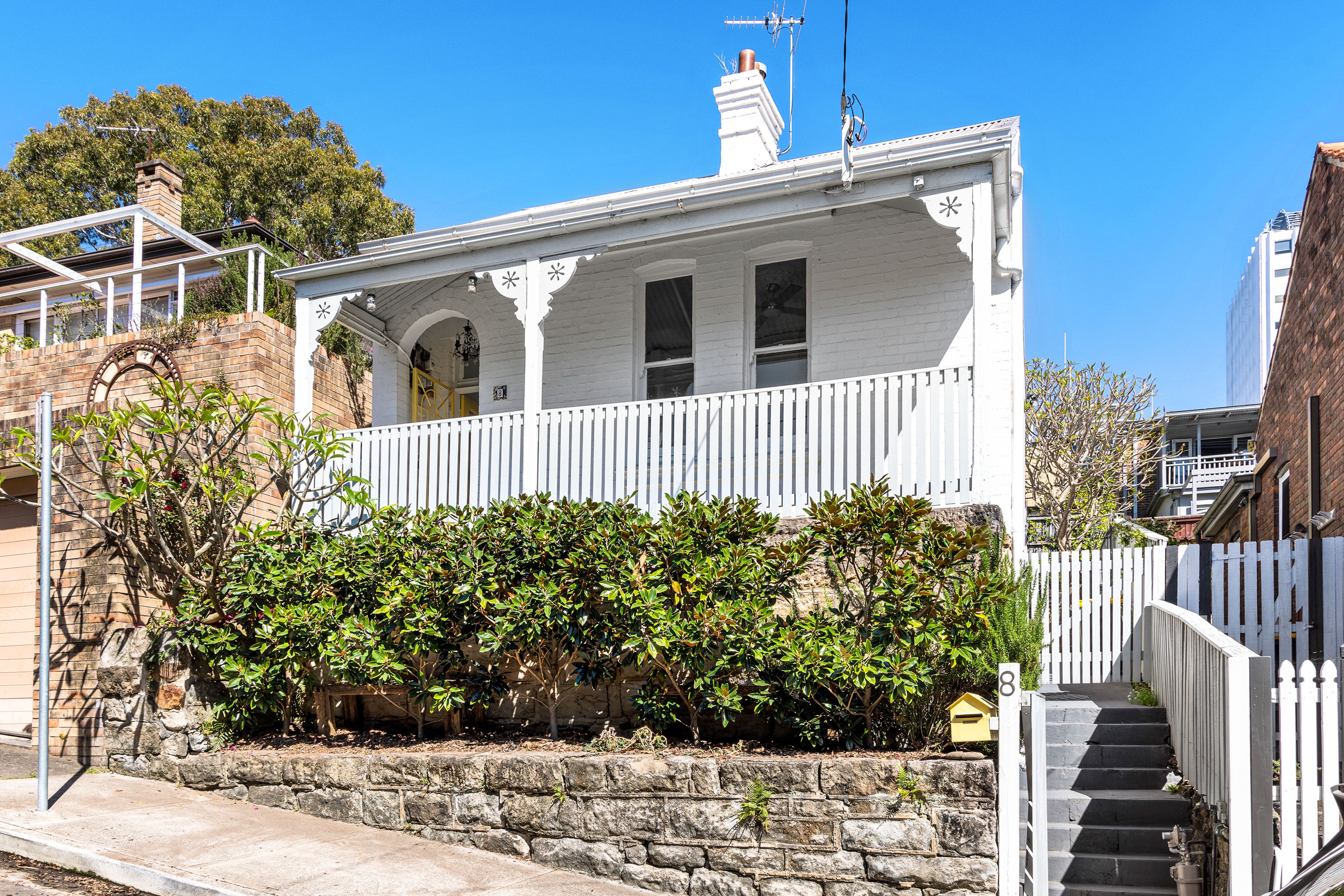 8 Doris Street, North Sydney NSW 2060