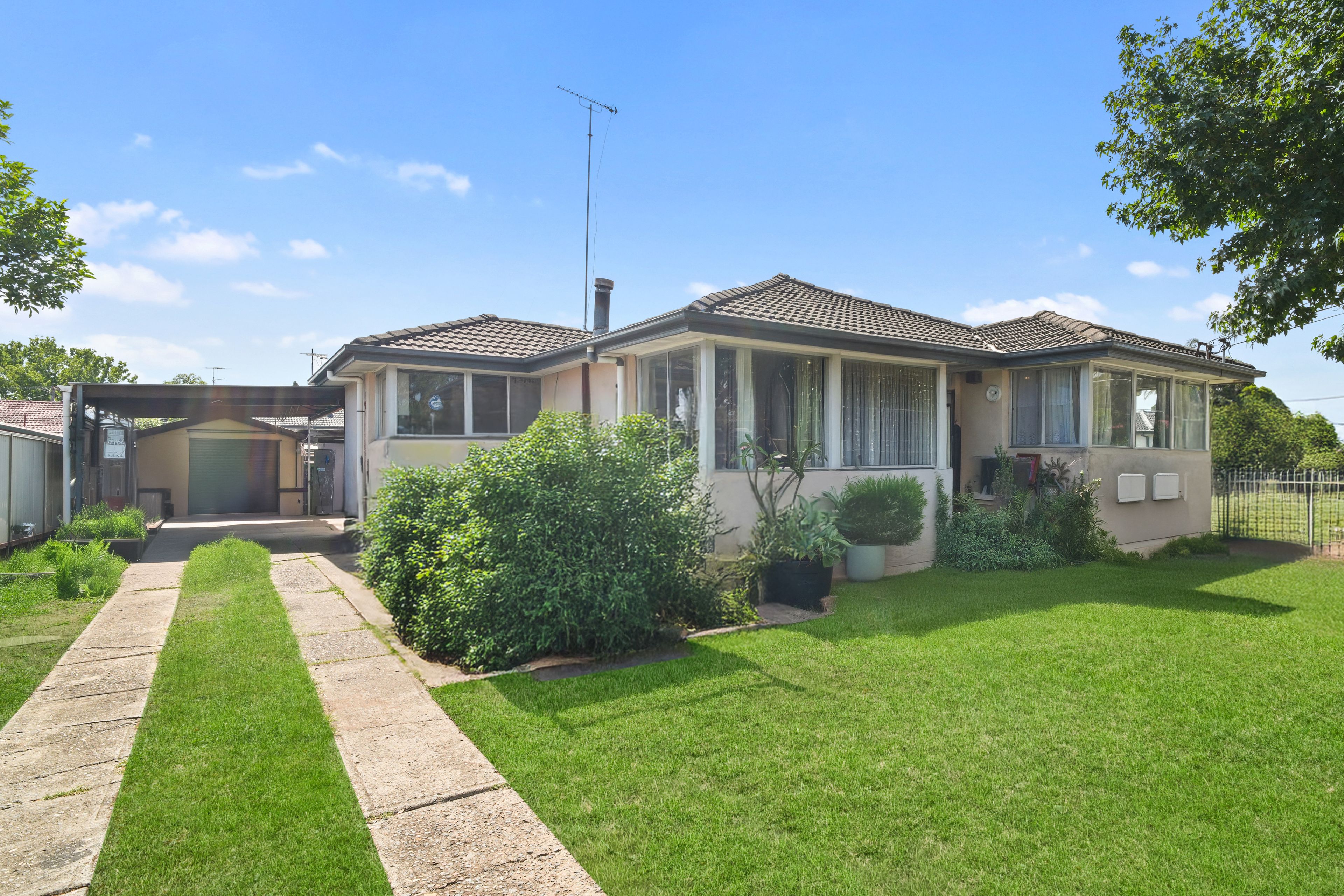 5 Hendren Place, Colyton NSW 2760