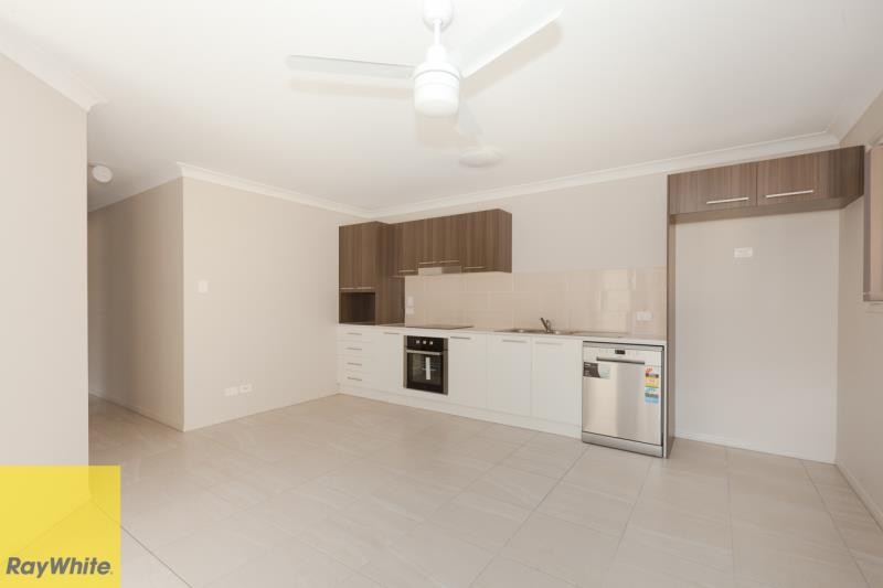 23B Frederick Place, Park Ridge, QLD 4125