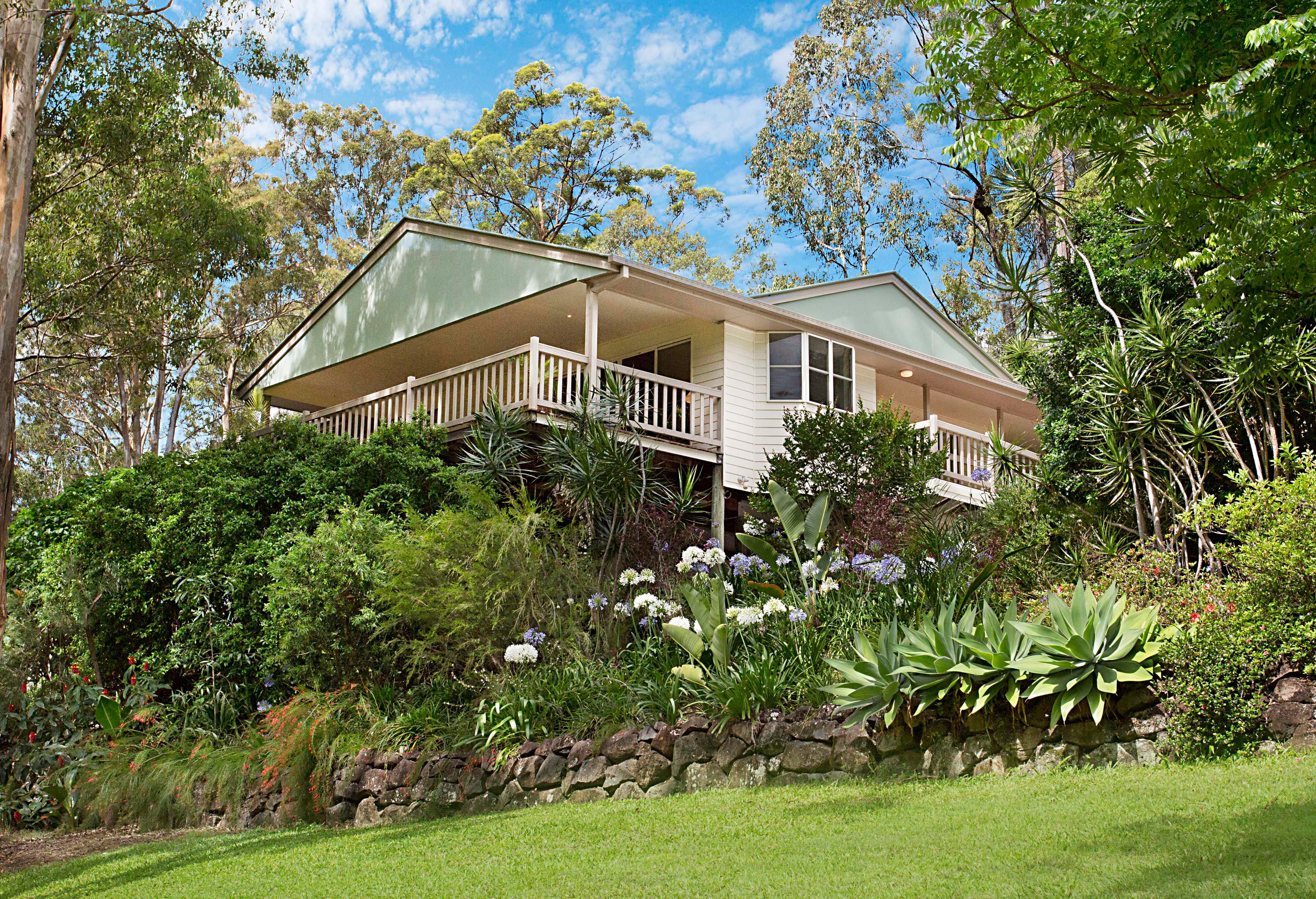11 Carapook Crescent, Tallebudgera QLD 4228