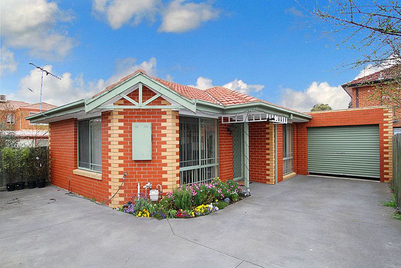 6 The Seekers Crescent, Mill Park, VIC 3082