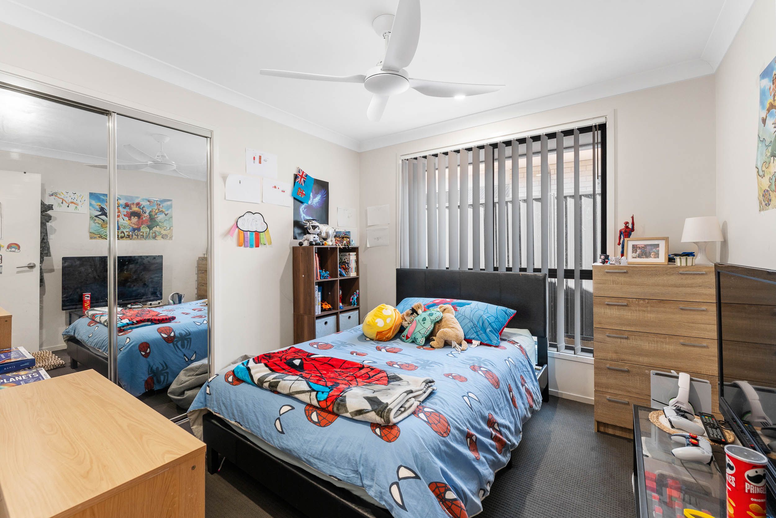 13a Bonneville Boulevard — photo 10 of 10