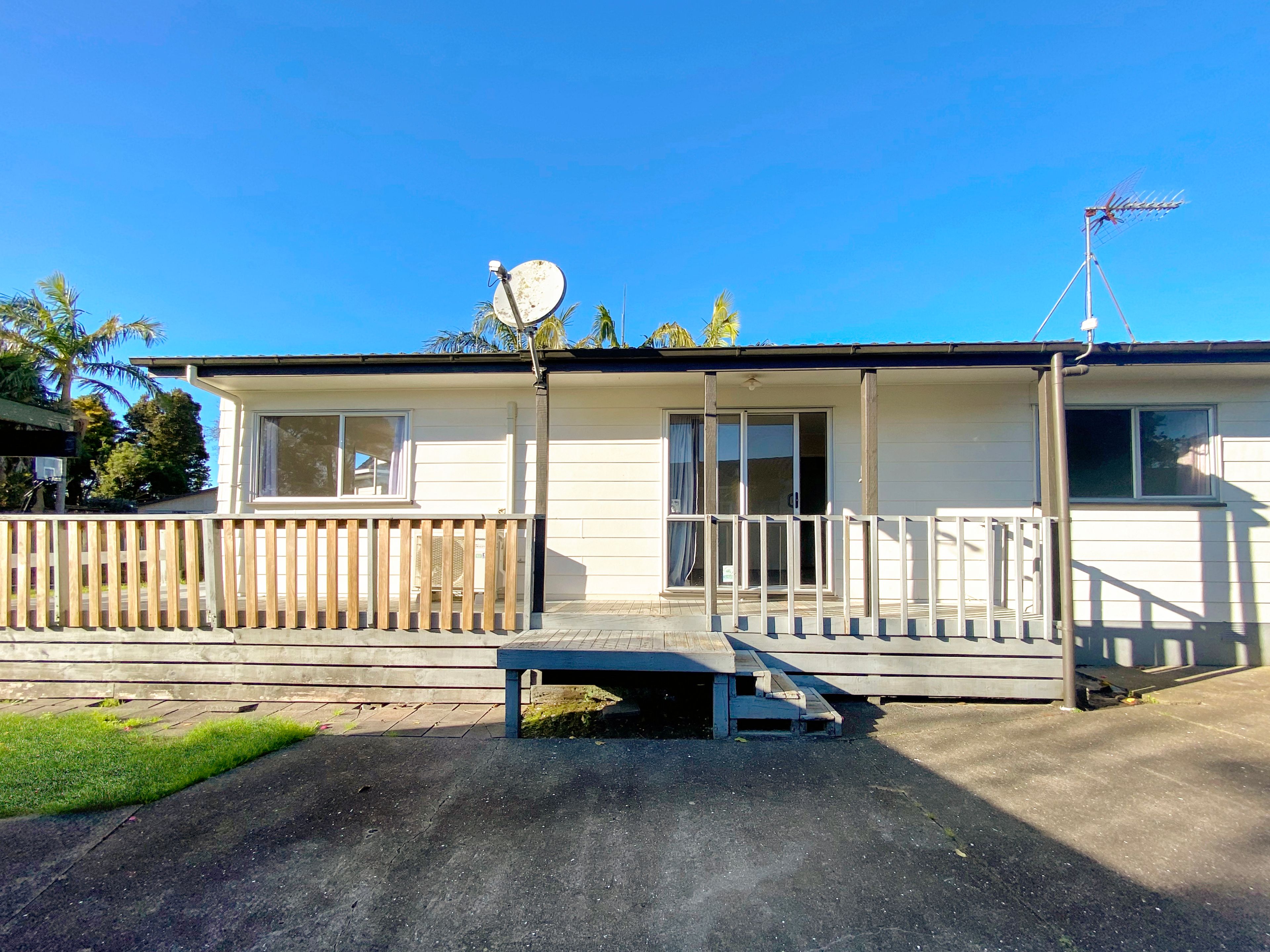 13 Silverstone Place, Henderson, Waitakere City