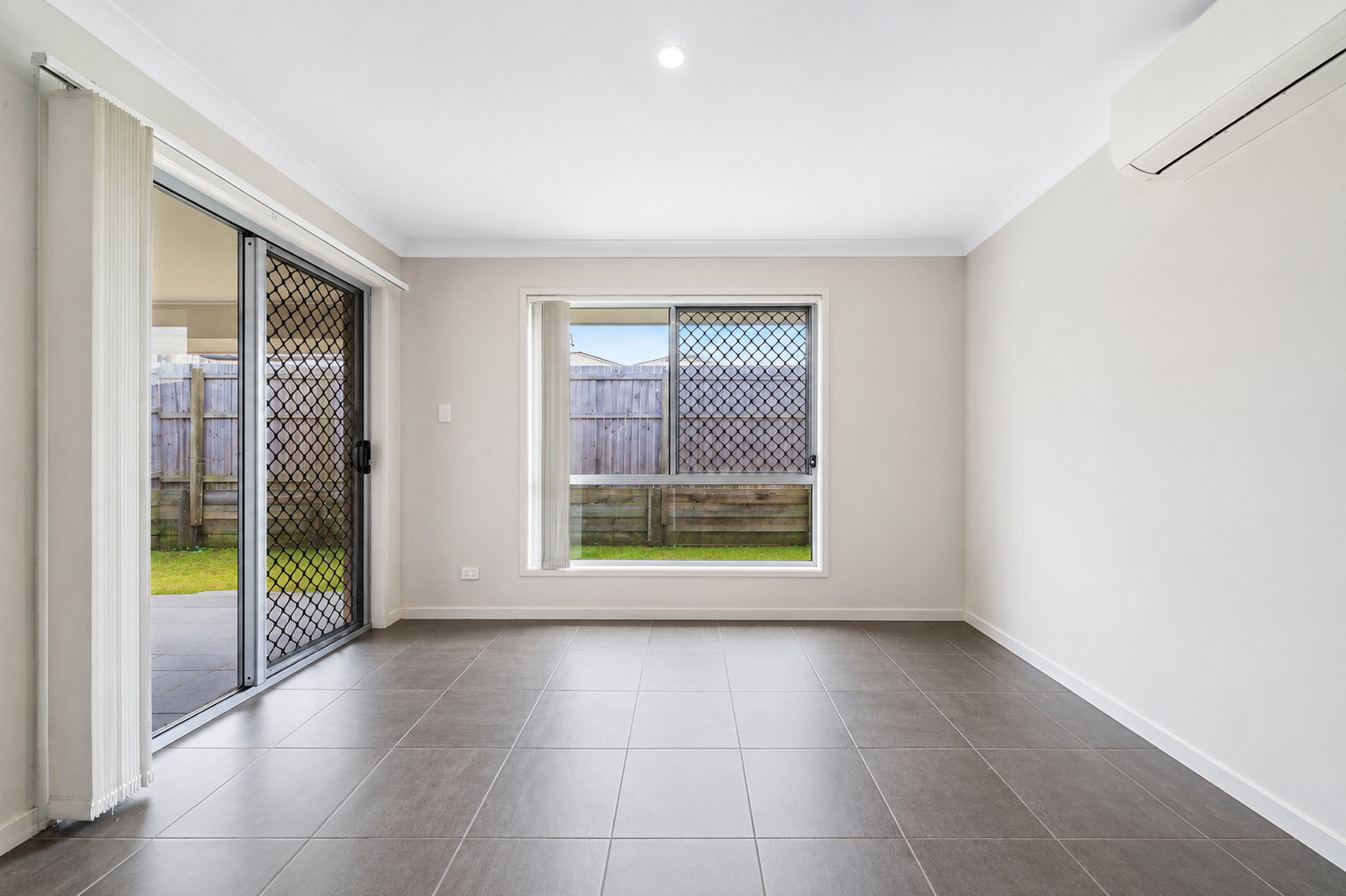 16 Haywood Way — photo 7 of 19