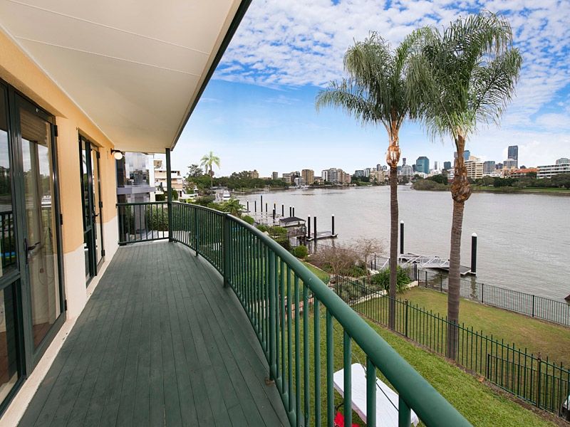 27 LAIDLAW Parade, East Brisbane, QLD 4169