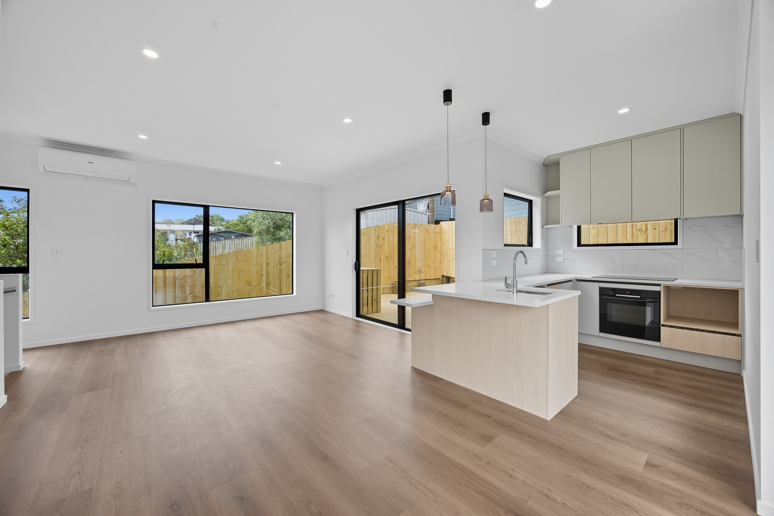 23c & 23d Melton Road, Mount Wellington, Auckland City