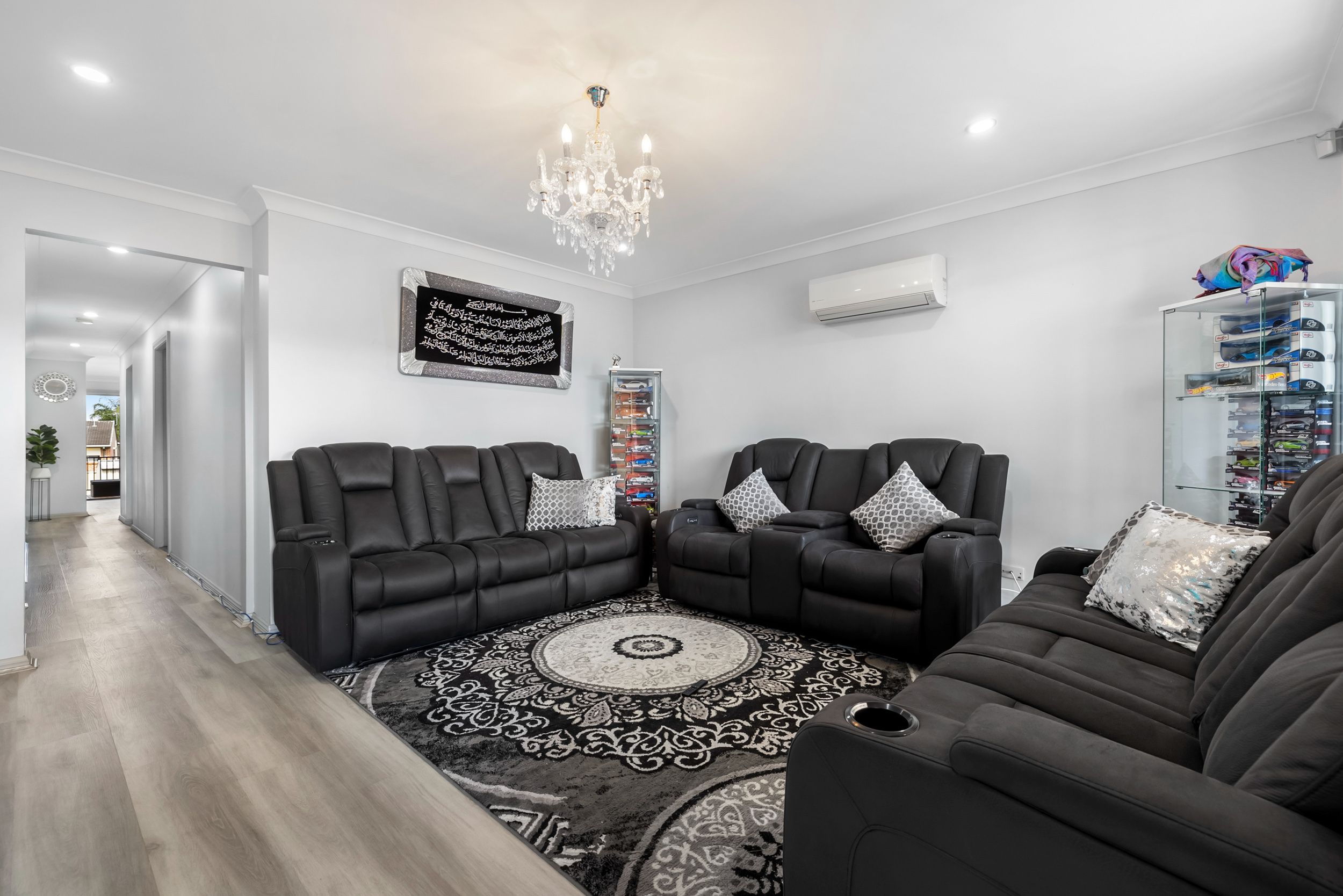 323A Whitford Road, Green Valley, NSW 2168
