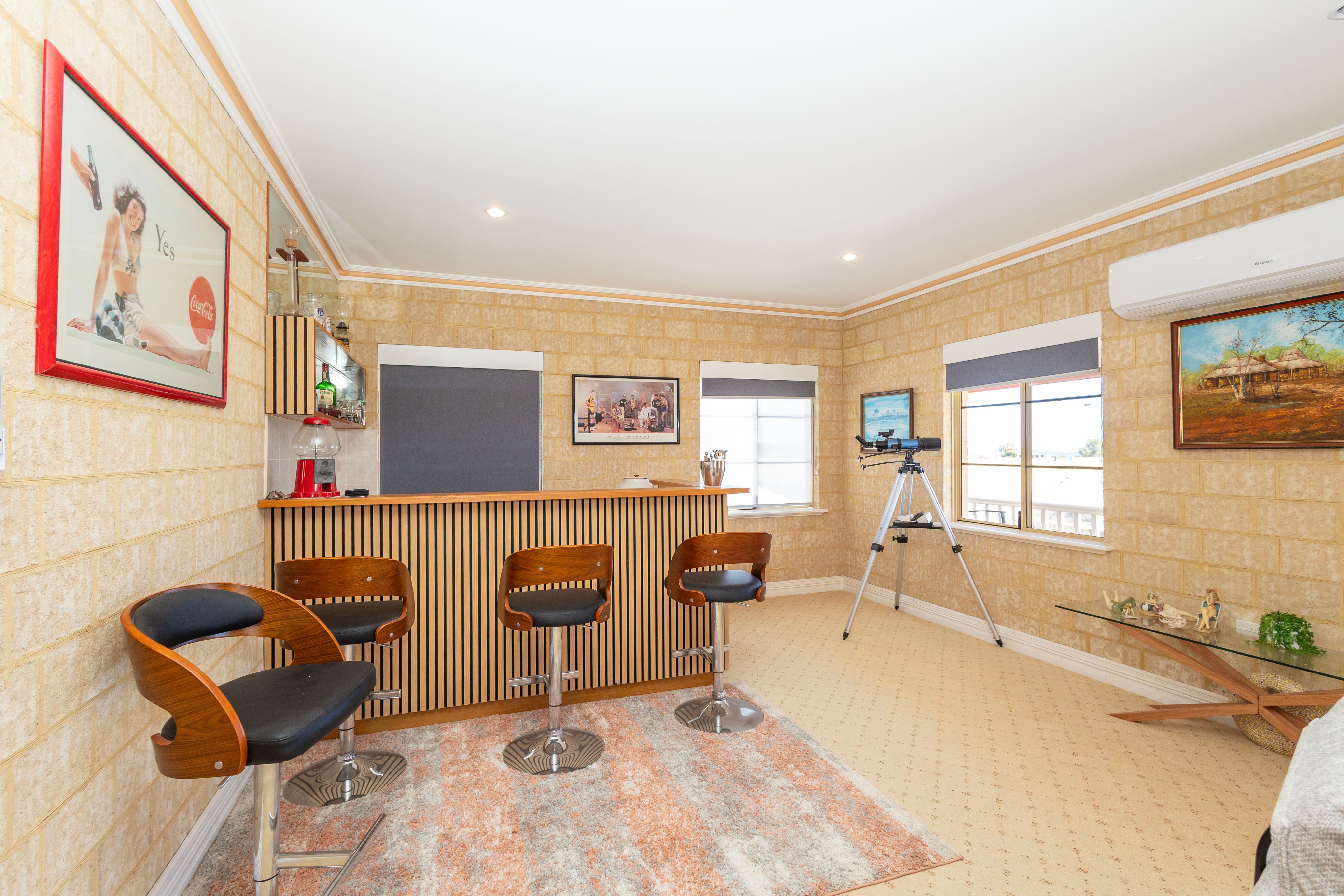 18 CASUARINA Crescent — photo 30 of 30